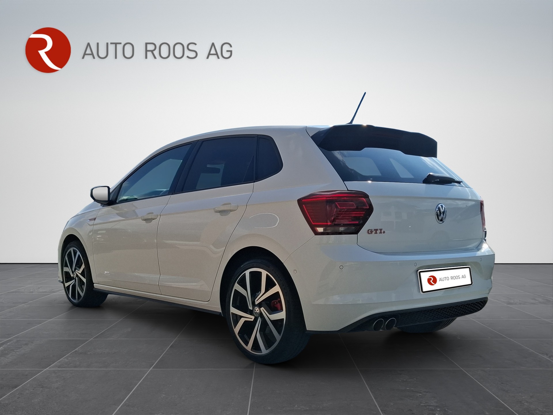 VW Polo 2.0 TSI GTI DSG-image-3