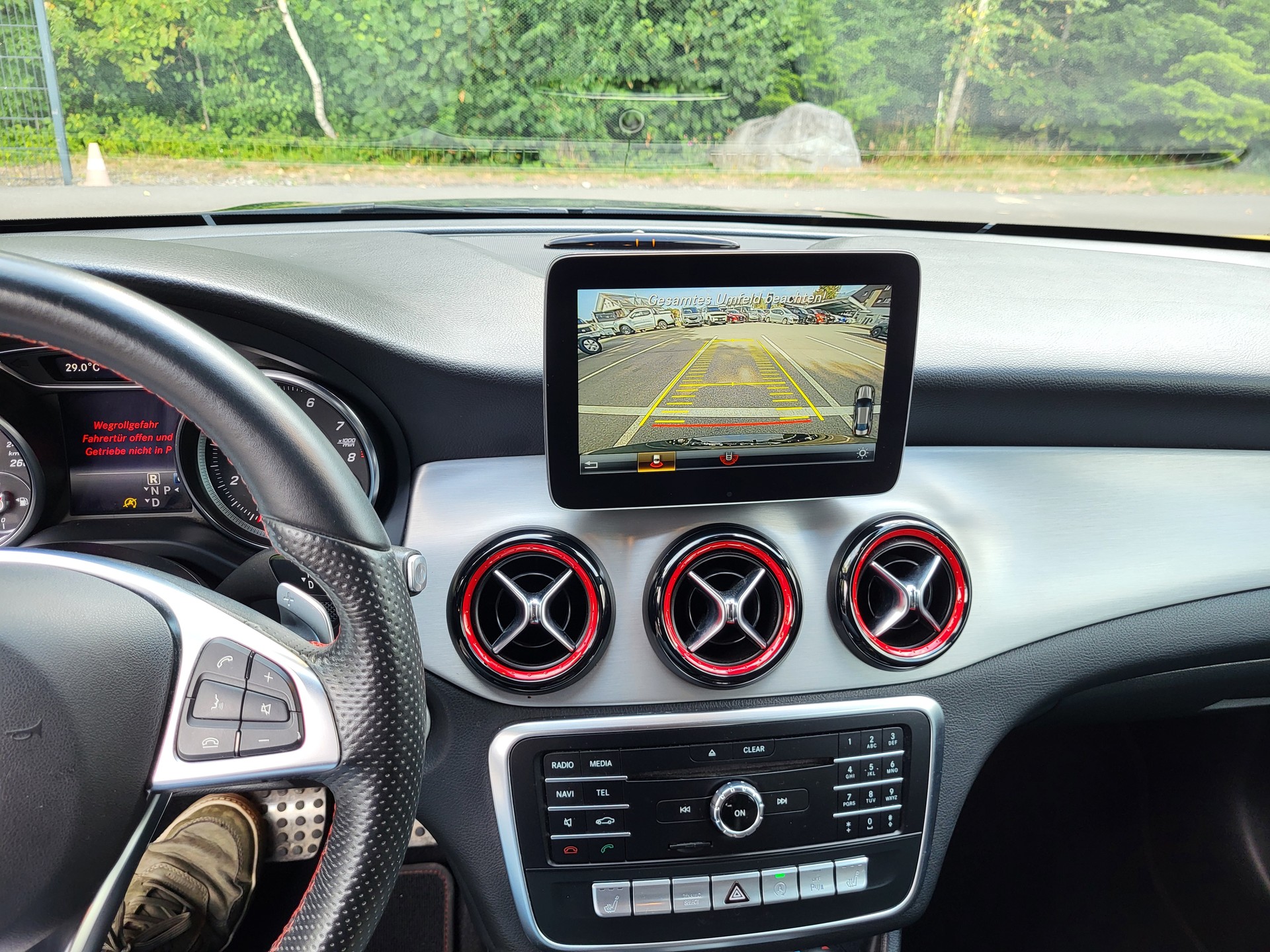MERCEDES-BENZ CLA 250 Sport 4Matic-image-11