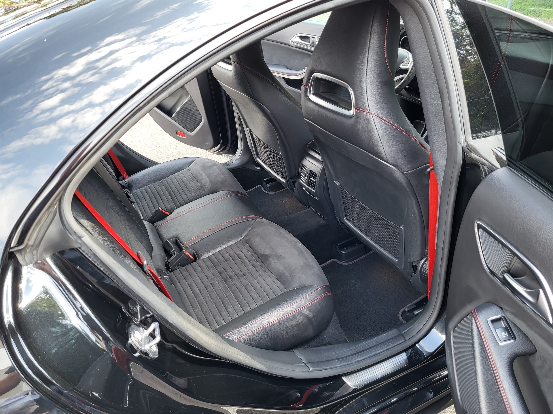 MERCEDES-BENZ CLA 250 Sport 4Matic-image-7