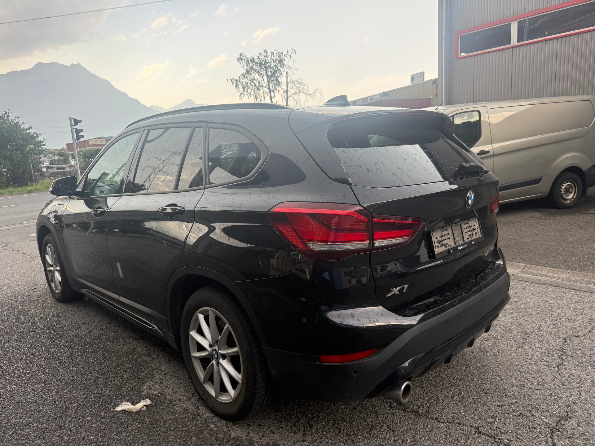 BMW X1 xDrive 25e Travel Edition Steptronic-image-4