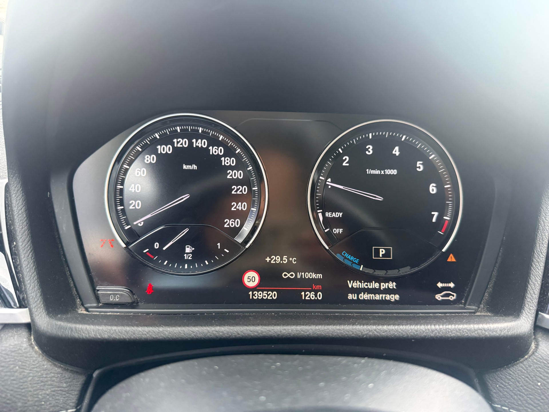 BMW X1 xDrive 25e Travel Edition Steptronic-image-7