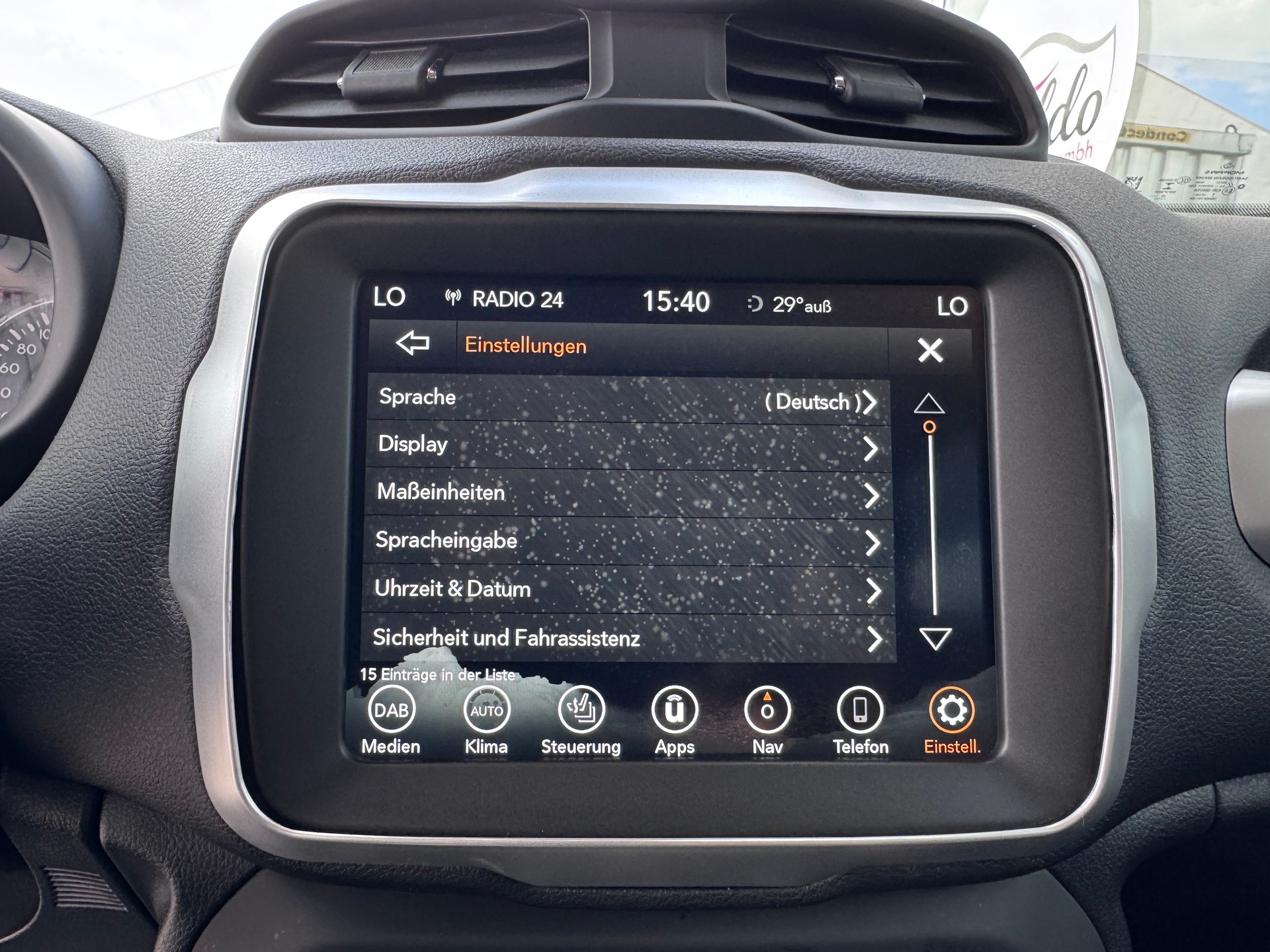 JEEP Renegade 1.0 Turbo Night Eagle+Navigation+Bluetooth+18"Alu+Klimaanlage+Sitz-/Lenkradheizung+Getönte Scheiben+Tempomat+-image-22