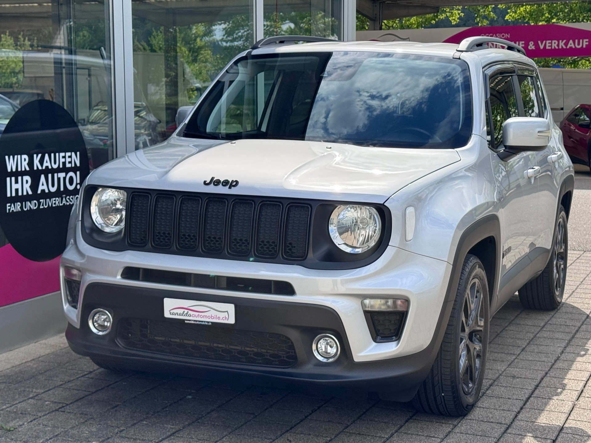 JEEP Renegade 1.0 Turbo Night Eagle+Navigation+Bluetooth+18"Alu+Klimaanlage+Sitz-/Lenkradheizung+Getönte Scheiben+Tempomat+-image-0
