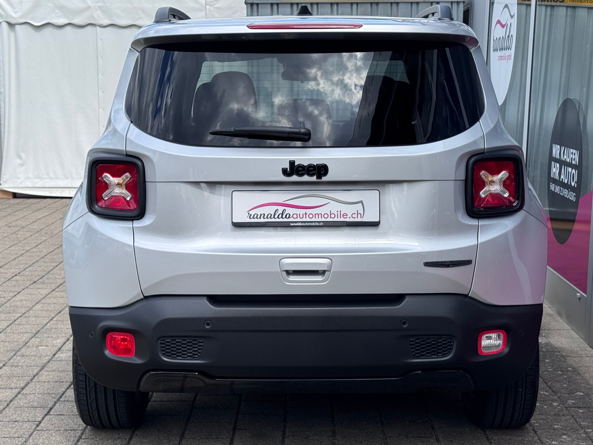 JEEP Renegade 1.0 Turbo Night Eagle+Navigation+Bluetooth+18"Alu+Klimaanlage+Sitz-/Lenkradheizung+Getönte Scheiben+Tempomat+-image-6