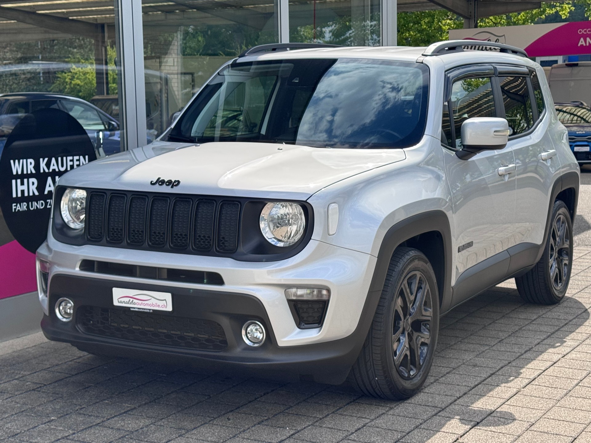 JEEP Renegade 1.0 Turbo Night Eagle+Navigation+Bluetooth+18"Alu+Klimaanlage+Sitz-/Lenkradheizung+Getönte Scheiben+Tempomat+-image-2