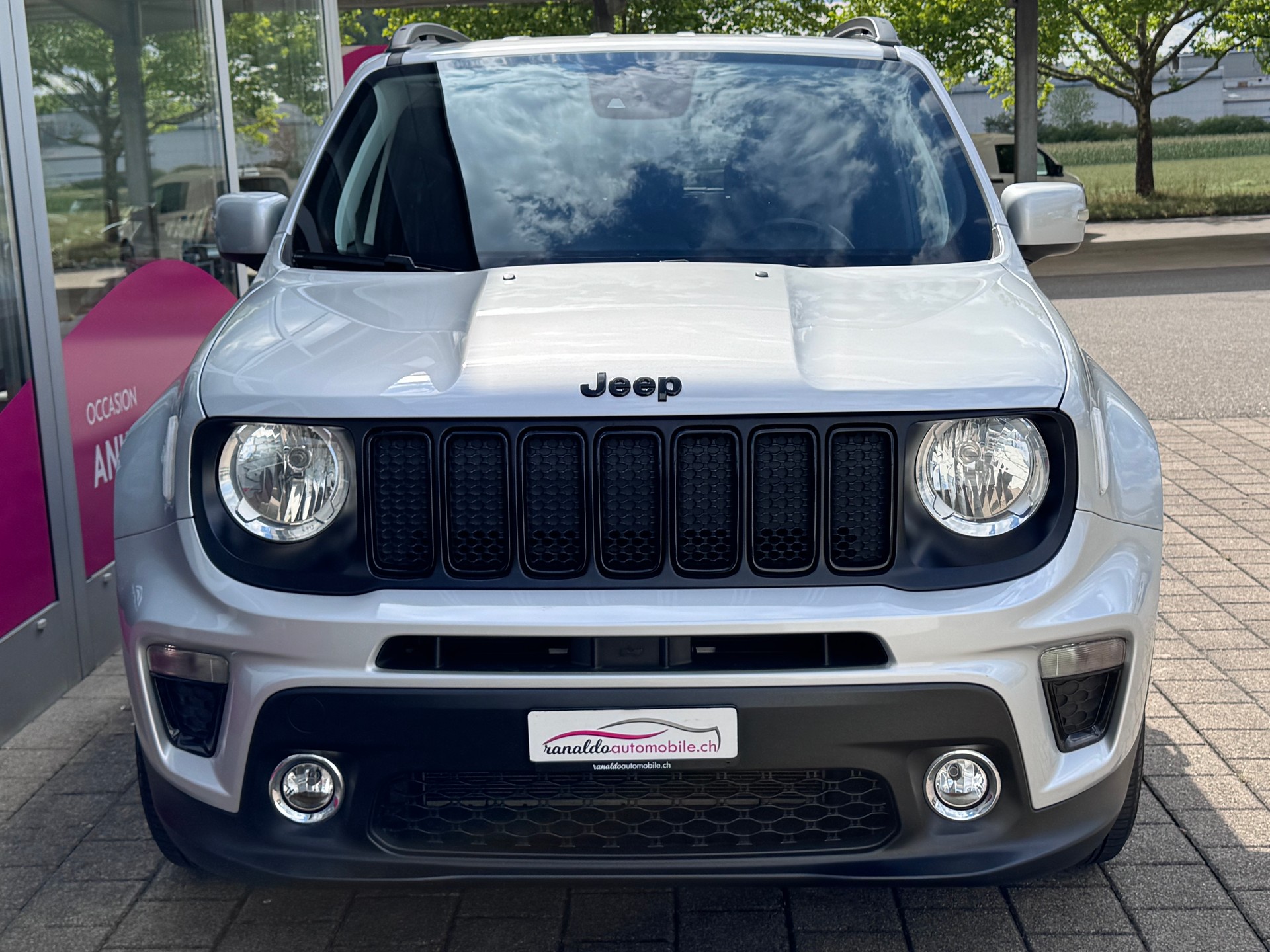 JEEP Renegade 1.0 Turbo Night Eagle+Navigation+Bluetooth+18"Alu+Klimaanlage+Sitz-/Lenkradheizung+Getönte Scheiben+Tempomat+-image-3