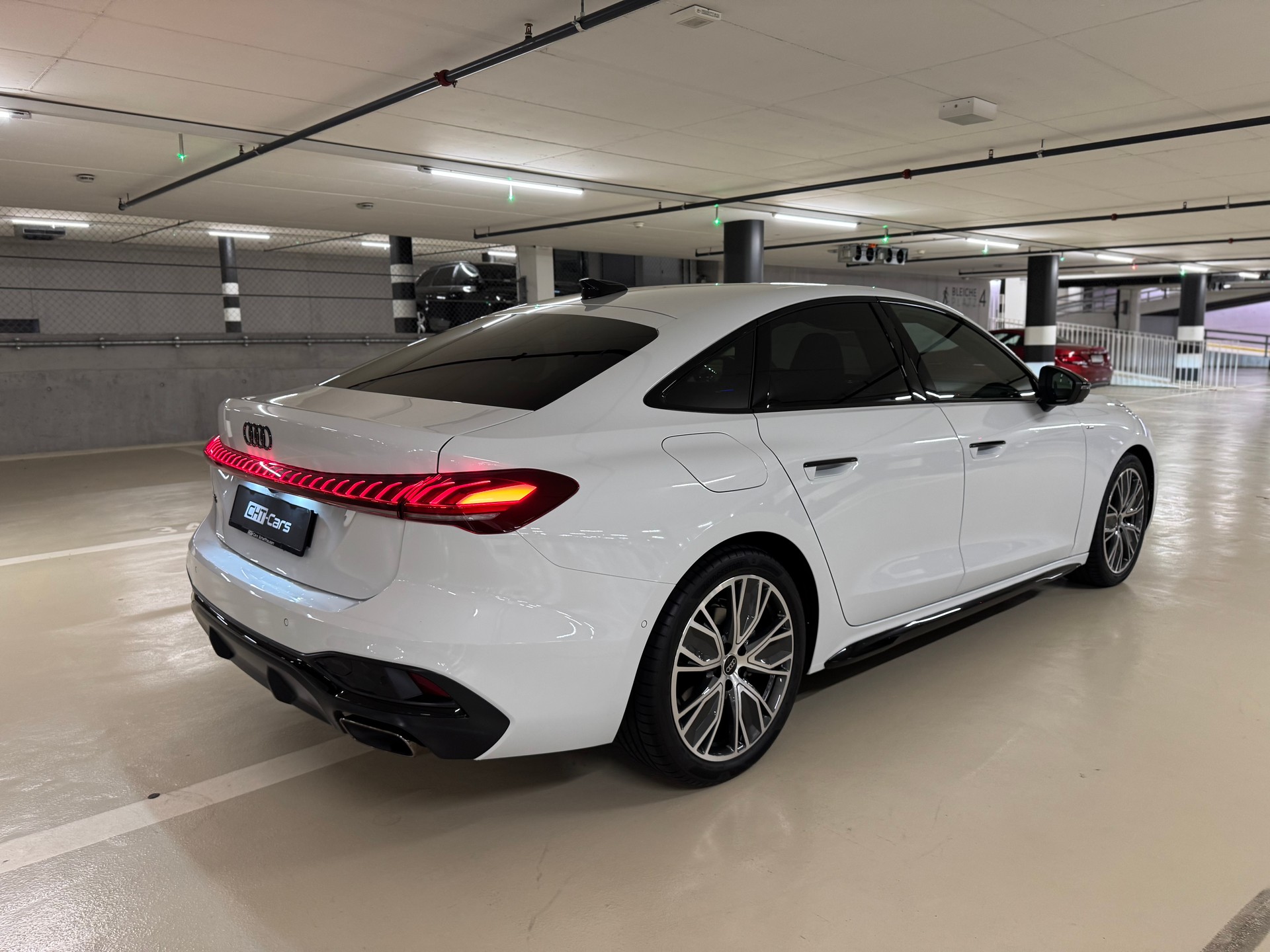 AUDI A5 Limousine TFSI 150 kW S tronic-image-4