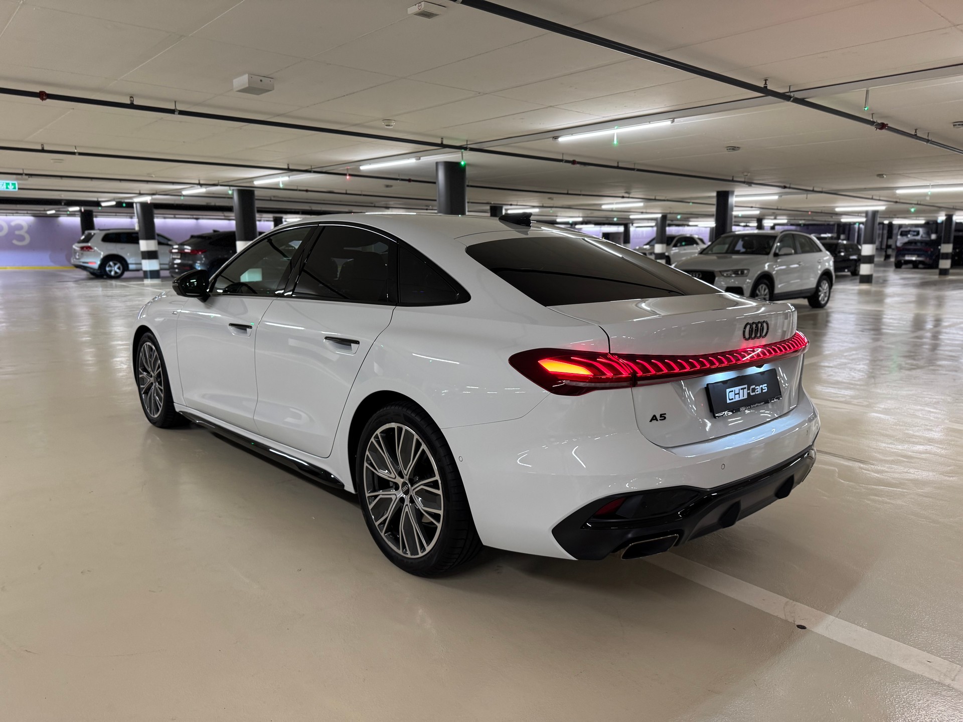 AUDI A5 Limousine TFSI 150 kW S tronic-image-2