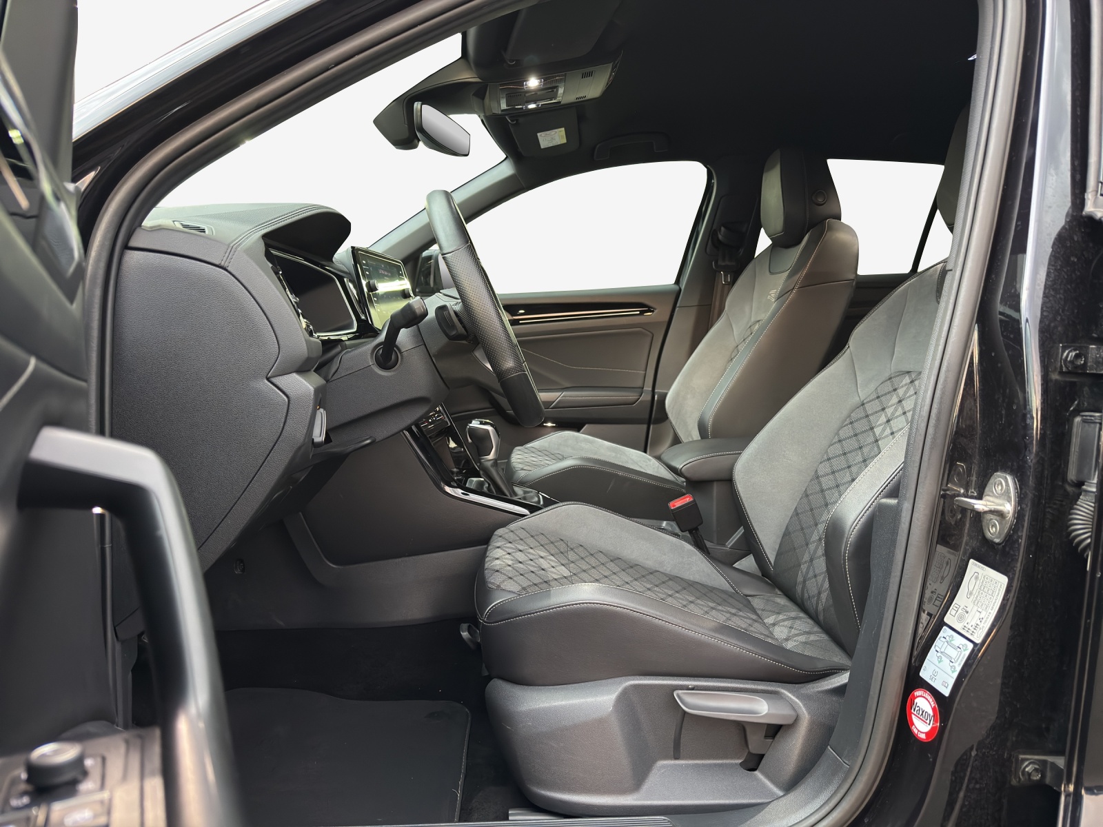 VW T-Roc 1.5 TSI EVO R-Line DSG-image-7