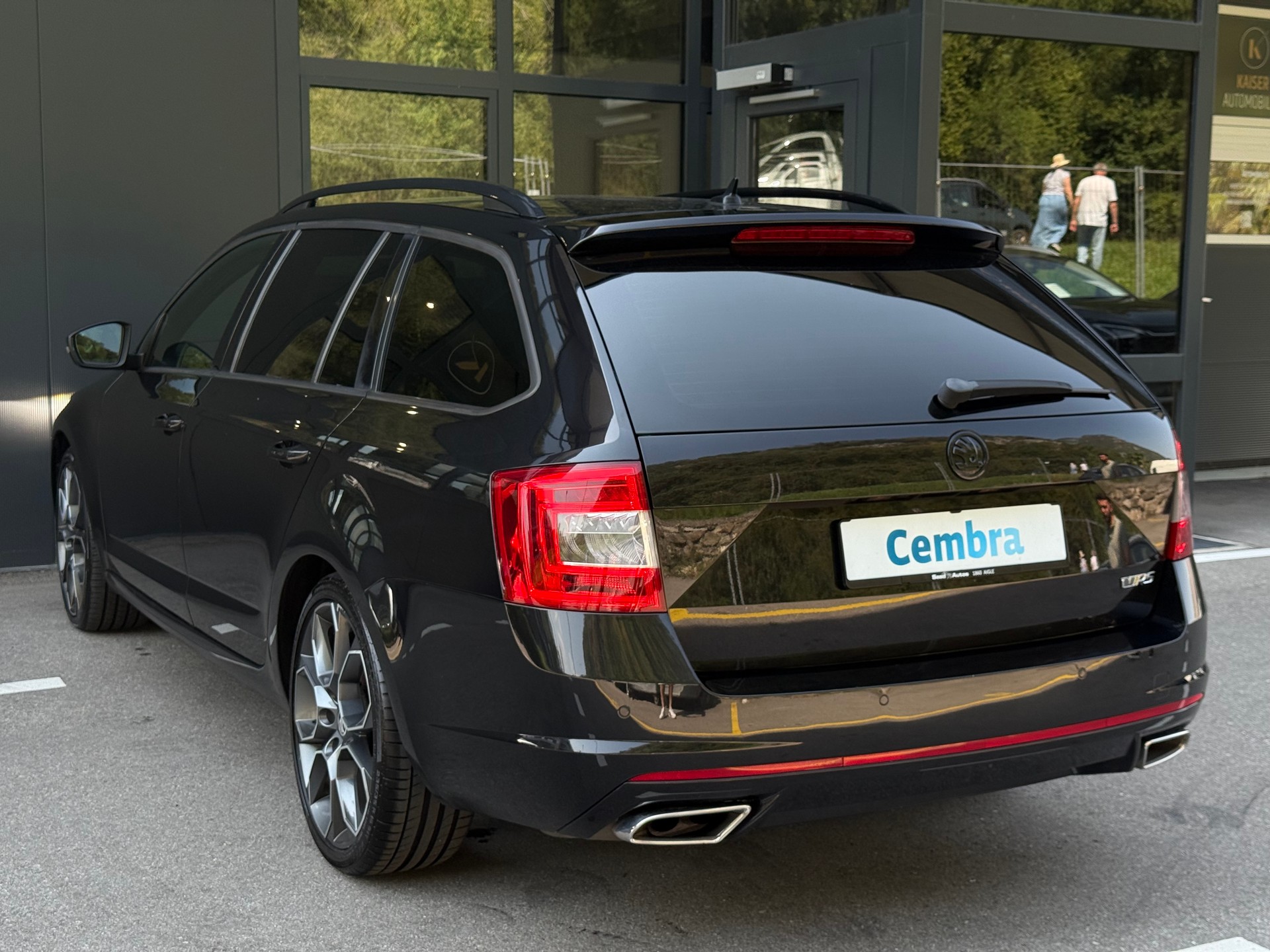 SKODA Octavia Combi 2.0 TDI RS-image-3
