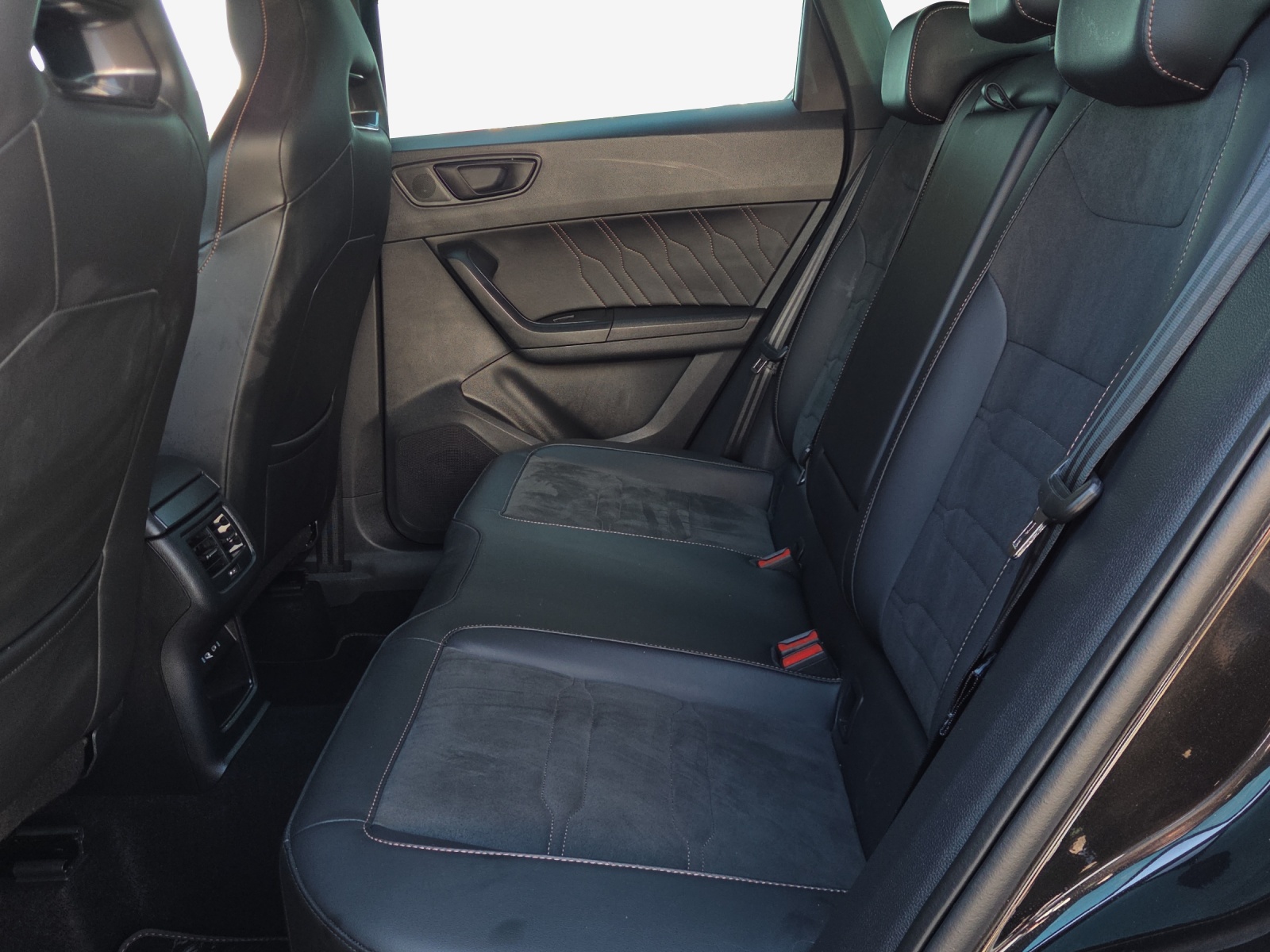 CUPRA Ateca 2.0TSI 4Drive DSG-image-11