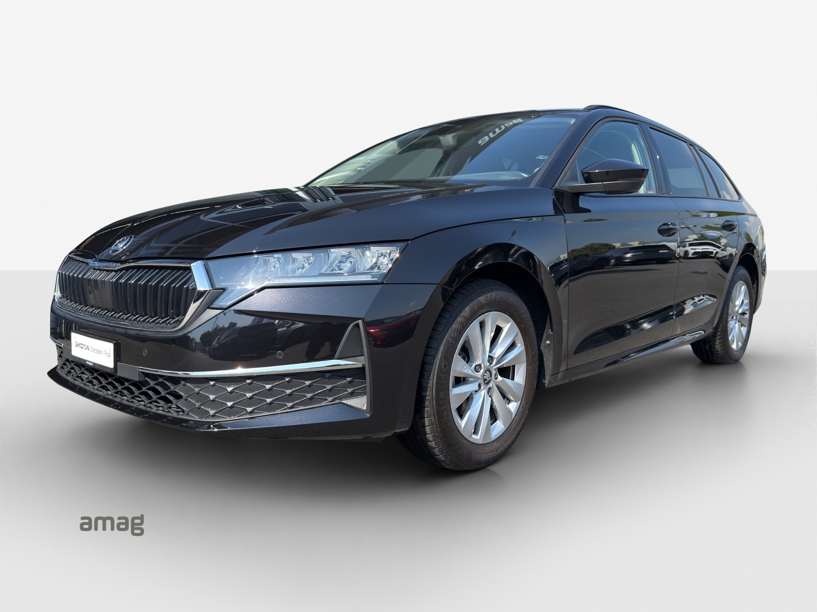 SKODA Octavia Combi 1.5 TSI mHEV DSG Dynamic-image-0