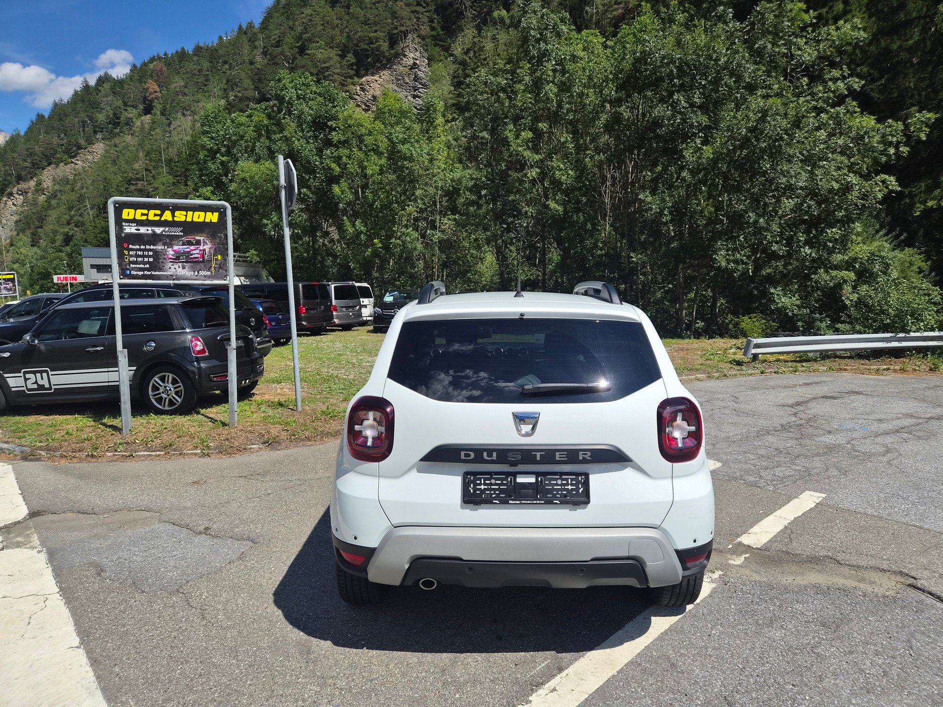 DACIA Duster TCe 150 Celebration 4x4-image-2