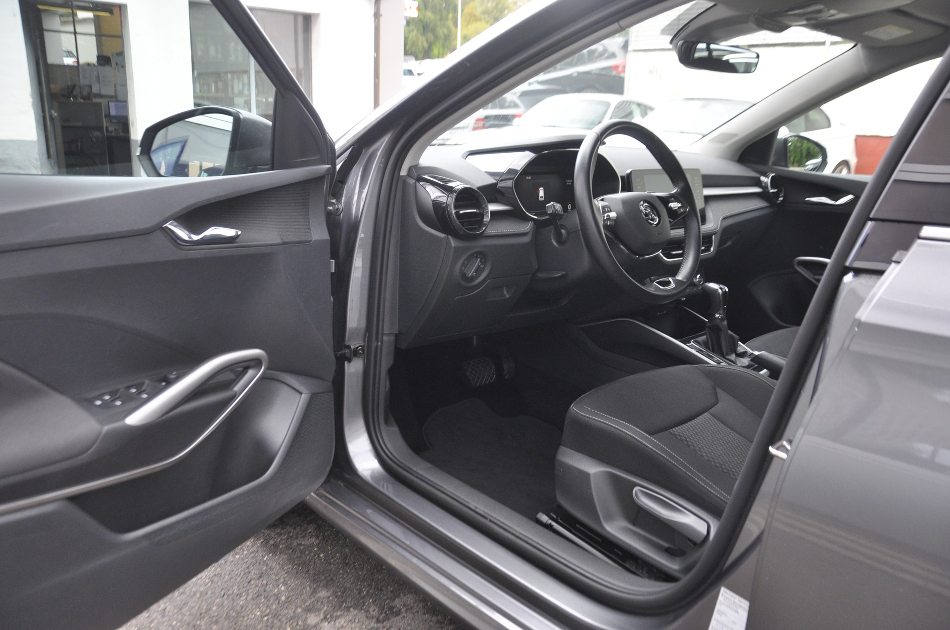 SKODA Fabia 1.0 TSI Style DSG-image-3