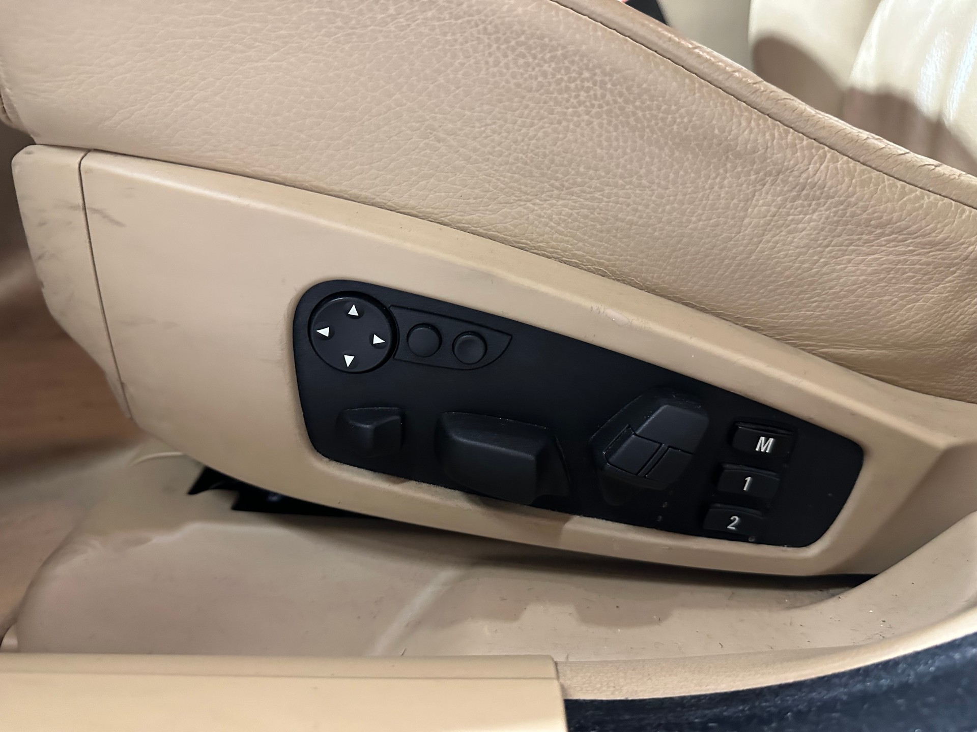 BMW 530xi Touring Nahezu Vollausgestattet und in top gepflegtem Zustand!-image-26