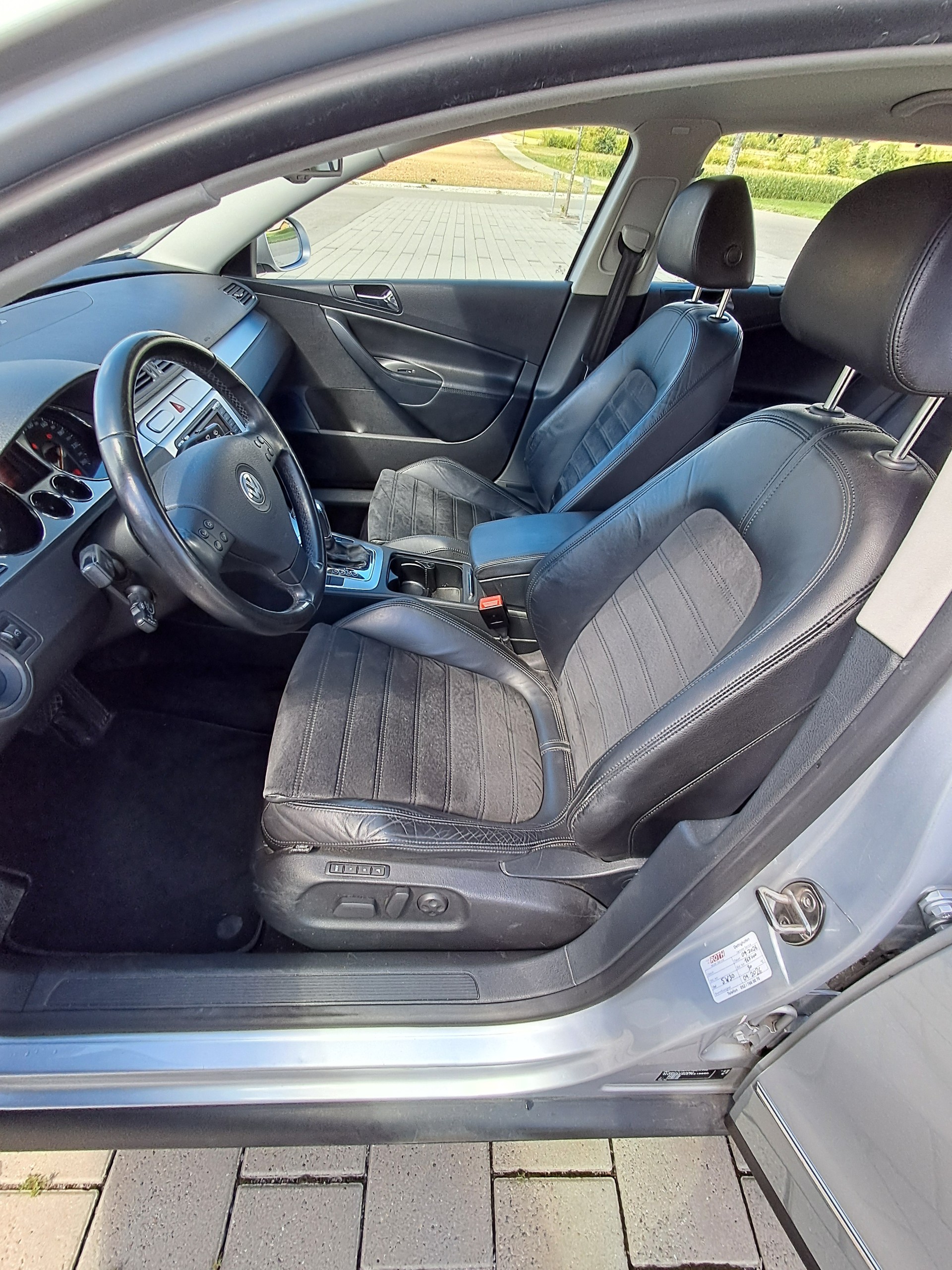 VW 3.2 FSI Highline DSG 4mot.-image-3