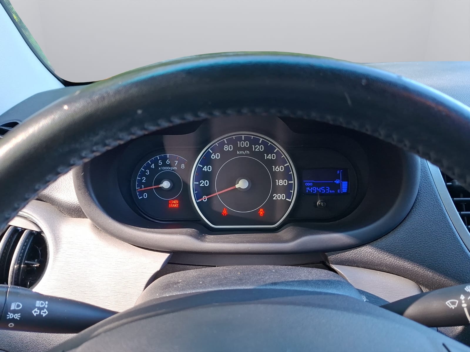 HYUNDAI i10 1.0 Blue-image-12