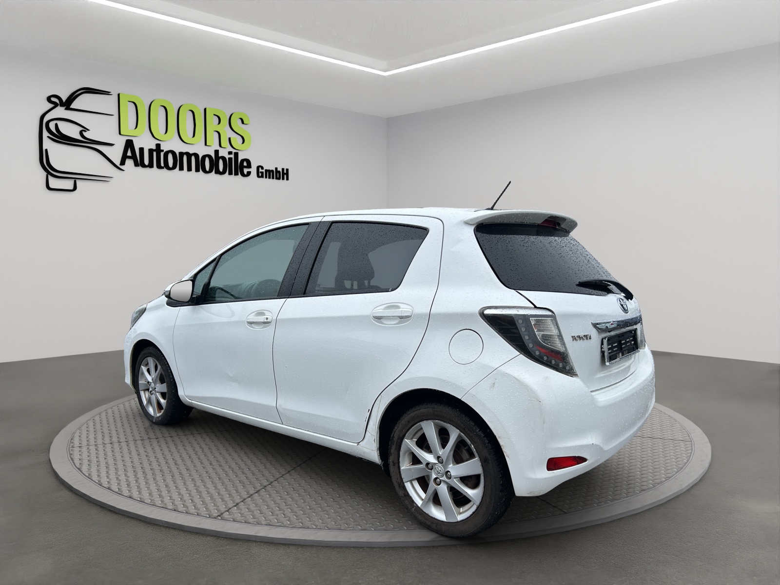 TOYOTA Yaris 1.5 VVT-i Hybrid Sol Premium CVT-image-5