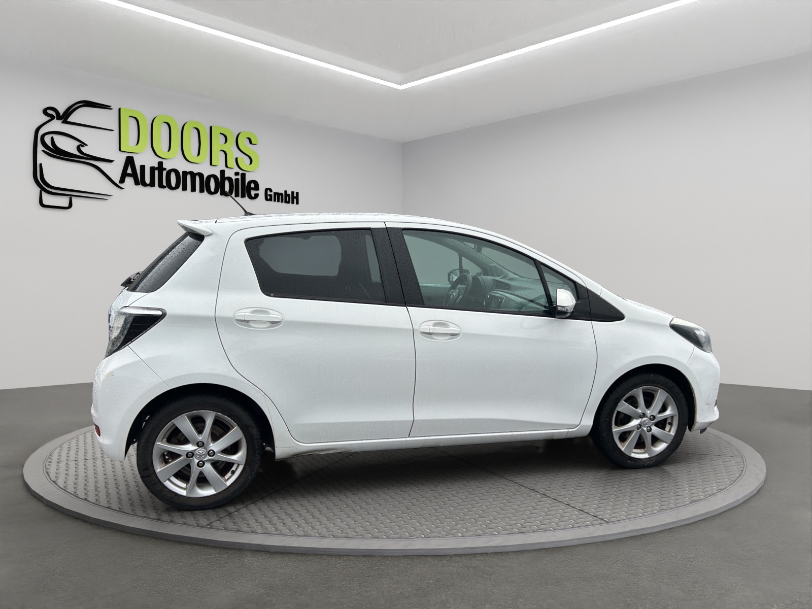 TOYOTA Yaris 1.5 VVT-i Hybrid Sol Premium CVT-image-7