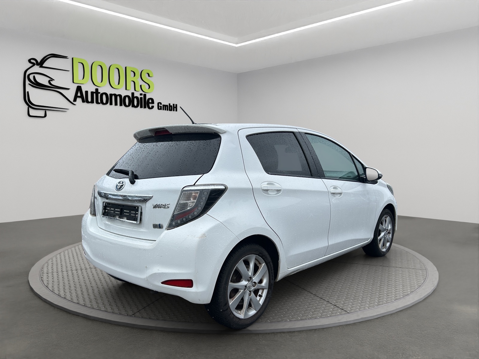 TOYOTA Yaris 1.5 VVT-i Hybrid Sol Premium CVT-image-4