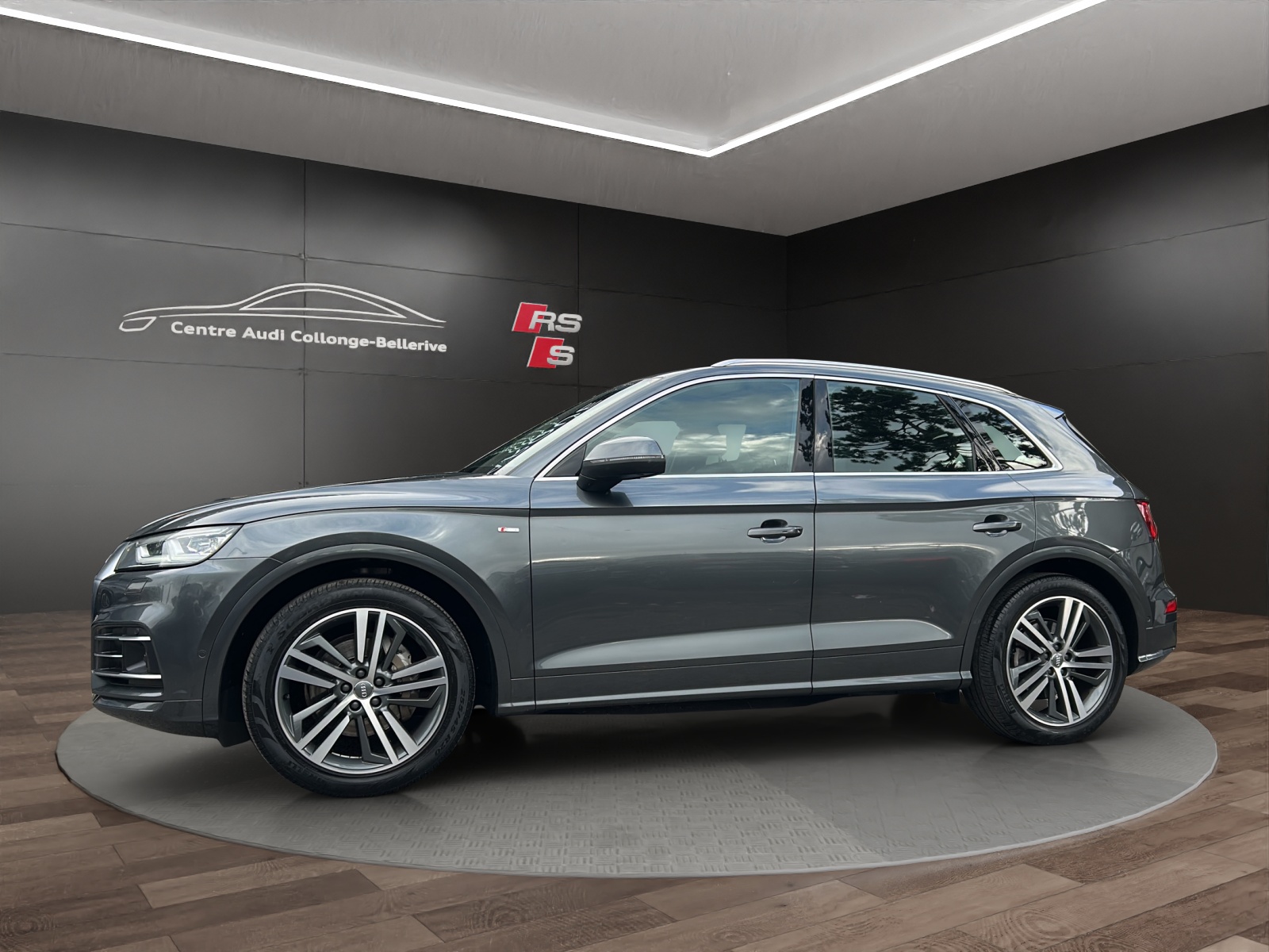 AUDI Q5 45 TFSI sport quattro S-tronic-image-2