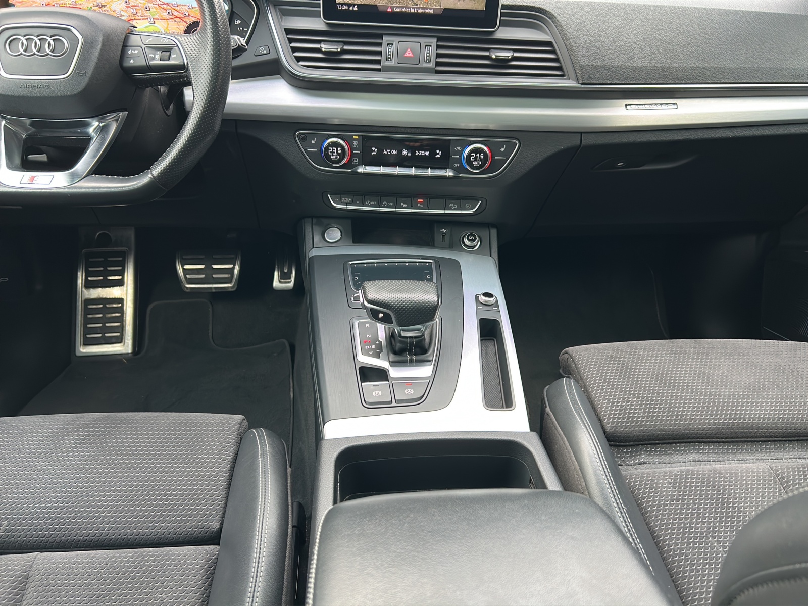 AUDI Q5 45 TFSI sport quattro S-tronic-image-13