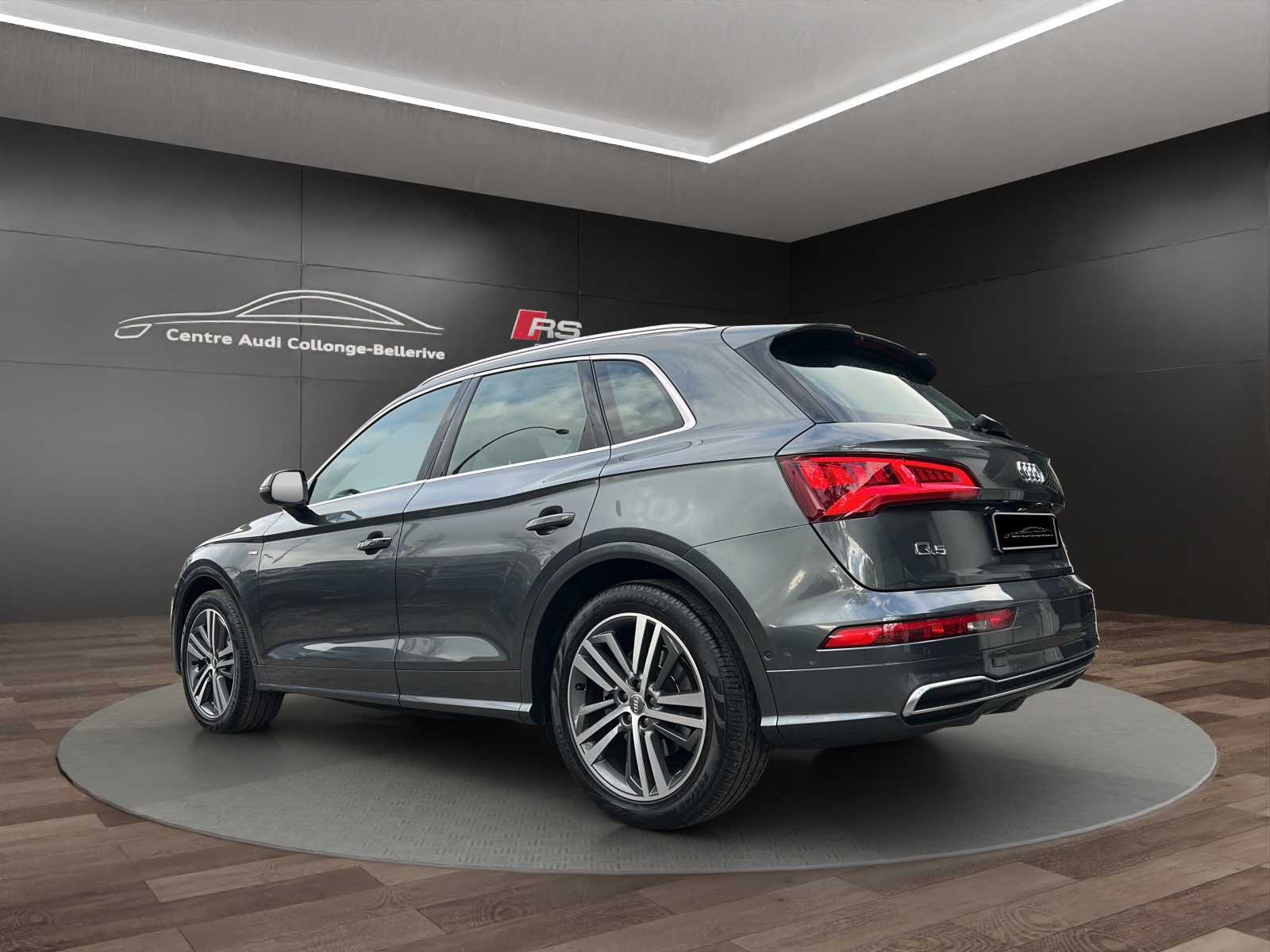 AUDI Q5 45 TFSI sport quattro S-tronic-image-3