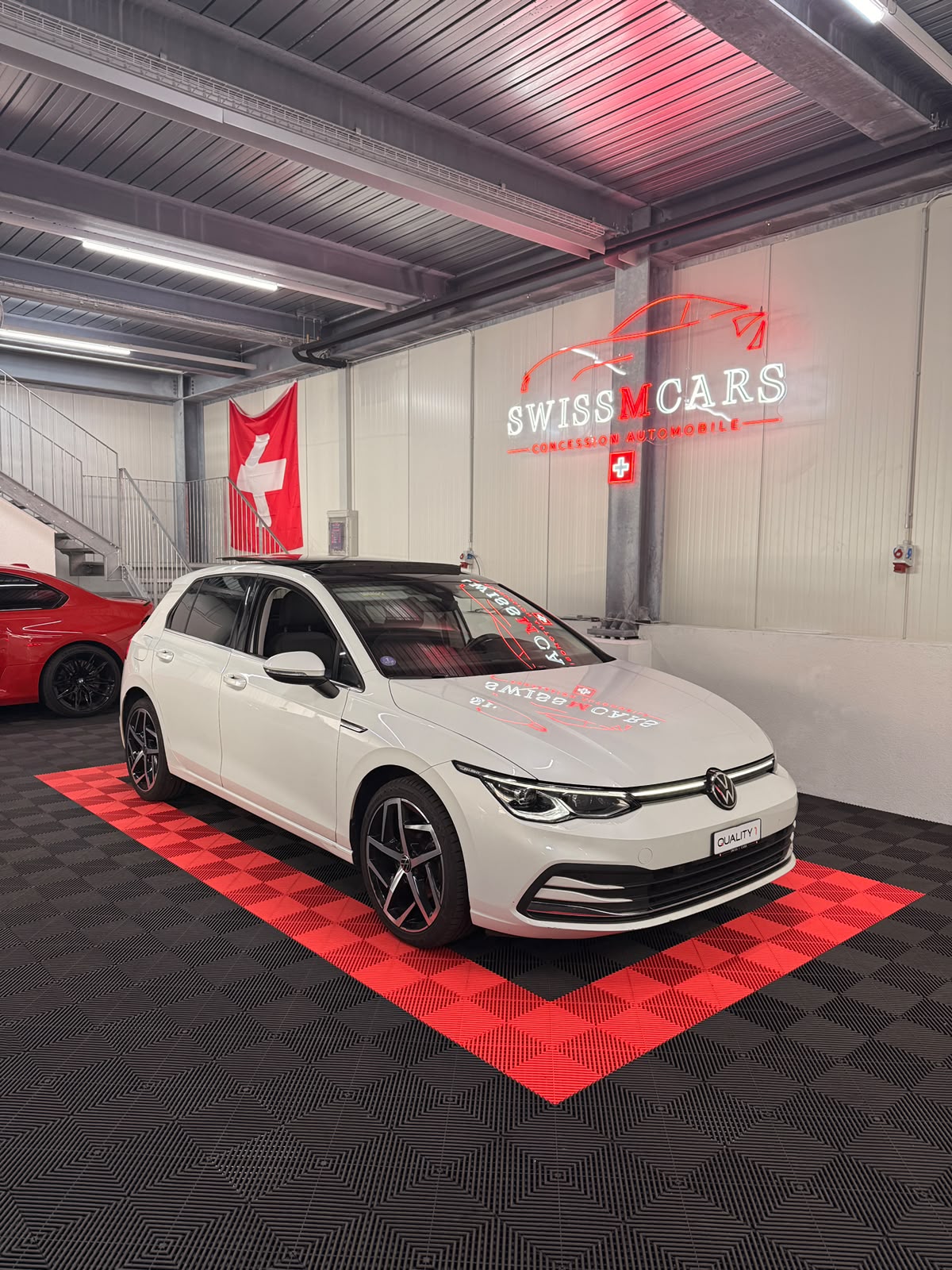 VW Golf 1.5 eTSI mHEV ACT R-Line DSG-image-10