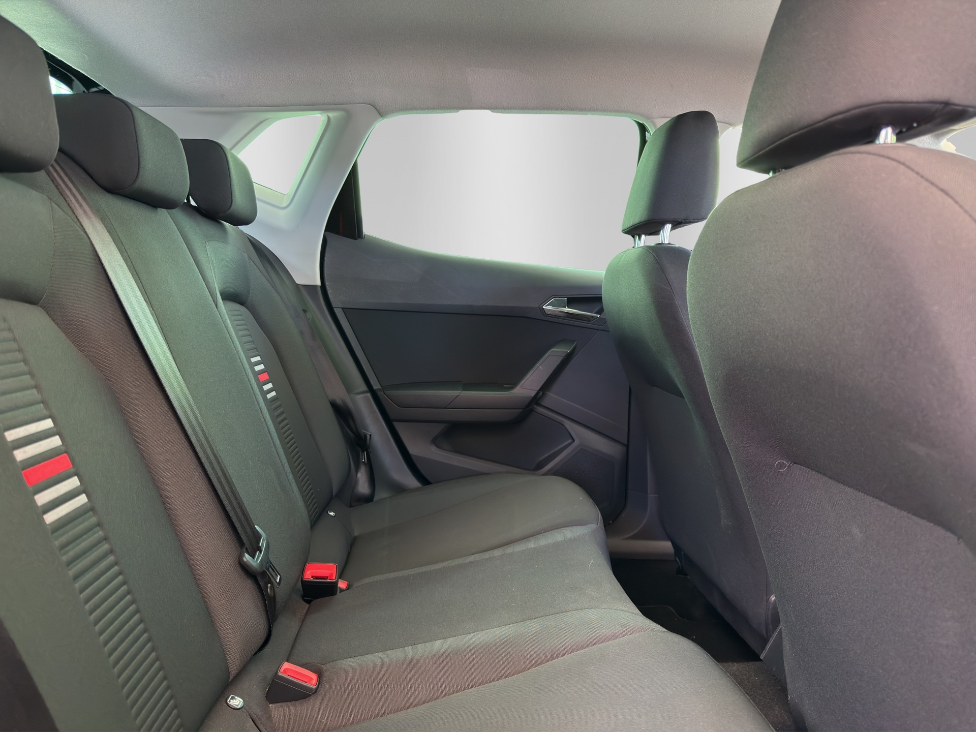 SEAT Ibiza 1.0 EcoTSI DSG FR-image-15