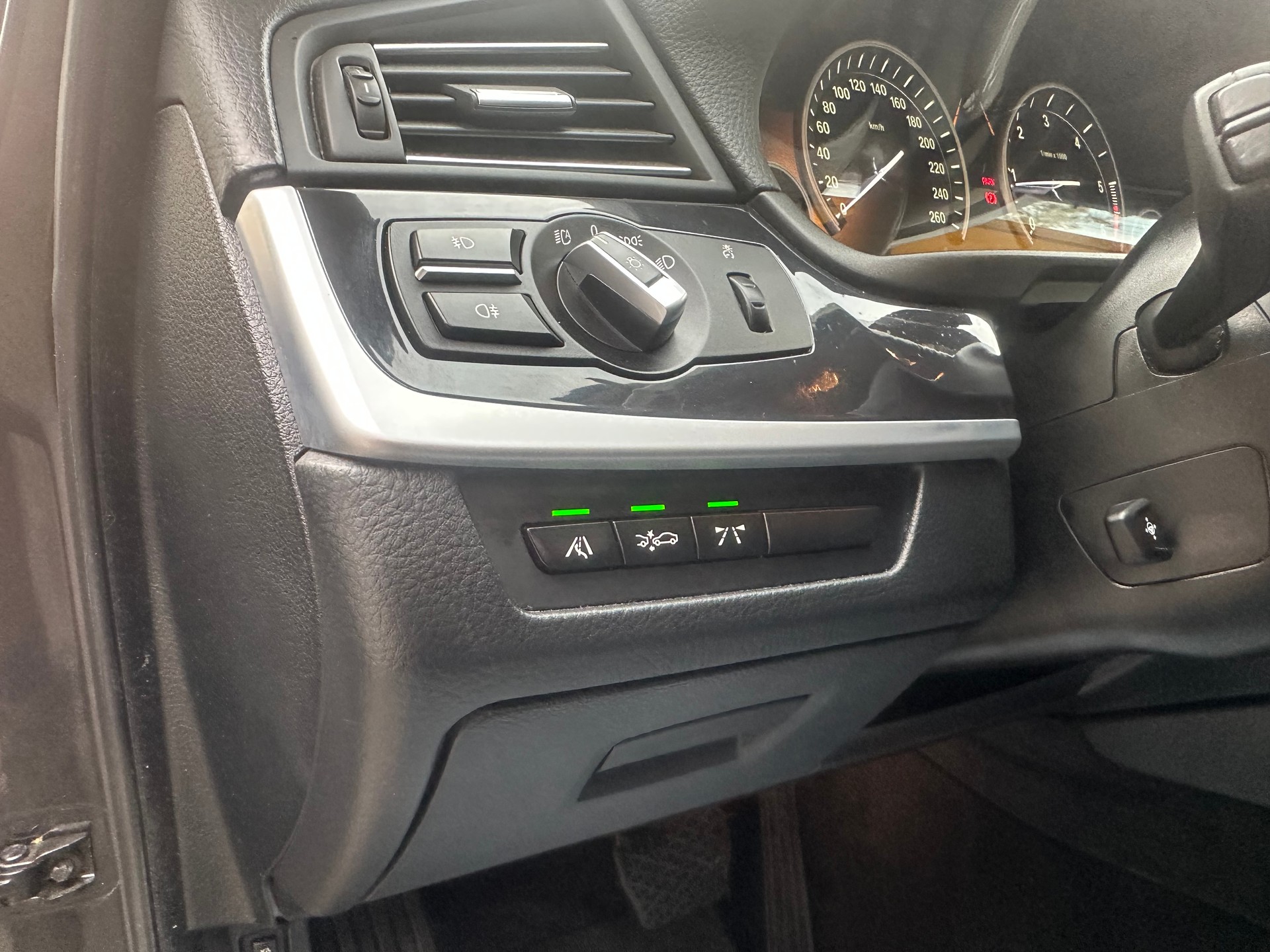 BMW 520d Touring Steptronic-image-9