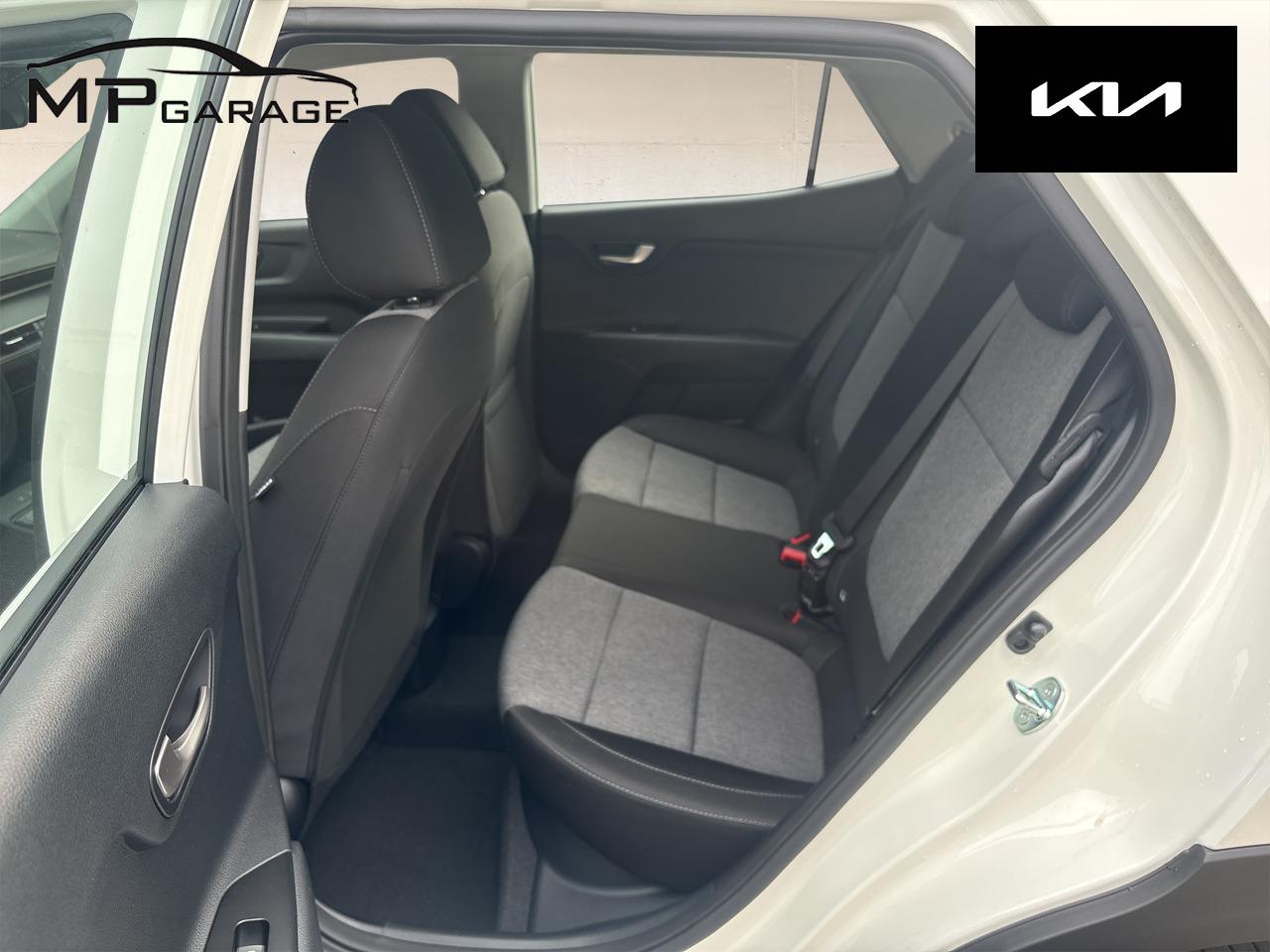 KIA Stonic 1.0 T-GDi-image-13