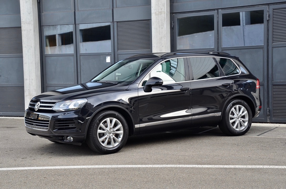 VW Touareg 3.0 TDI BlueMotion Technology Tiptronic-image-4