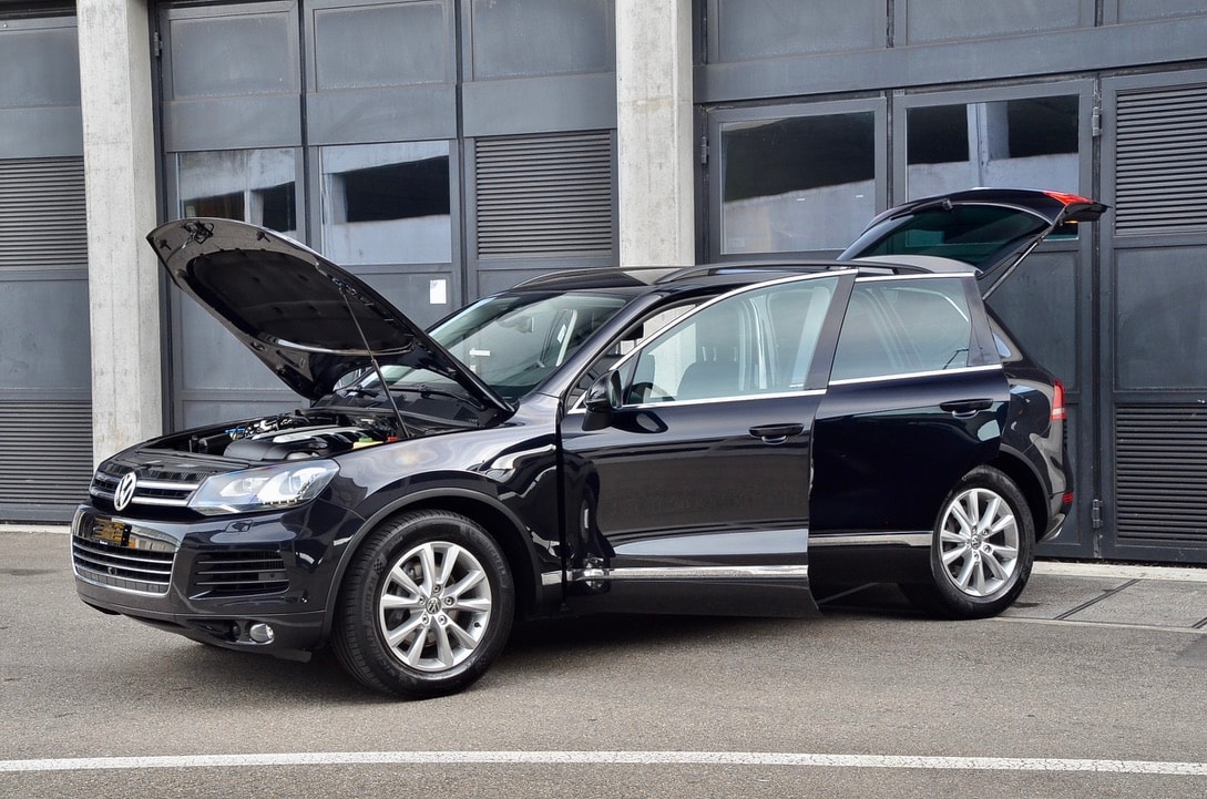 VW Touareg 3.0 TDI BlueMotion Technology Tiptronic-image-16