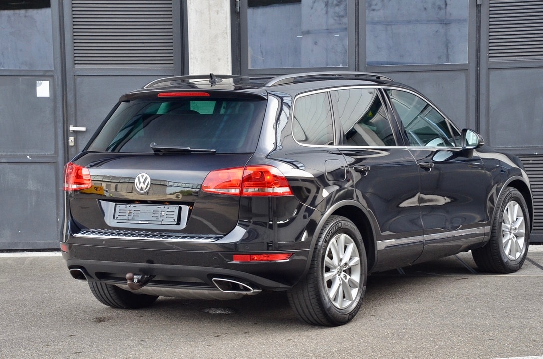 VW Touareg 3.0 TDI BlueMotion Technology Tiptronic-image-3