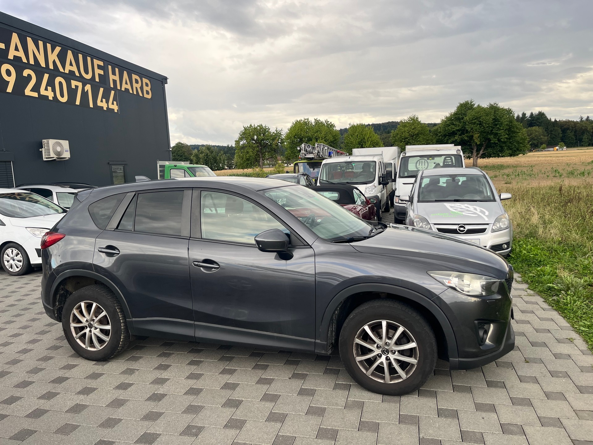 MAZDA CX-5 2.2 D HP Revolution AWD Automatic-image-1