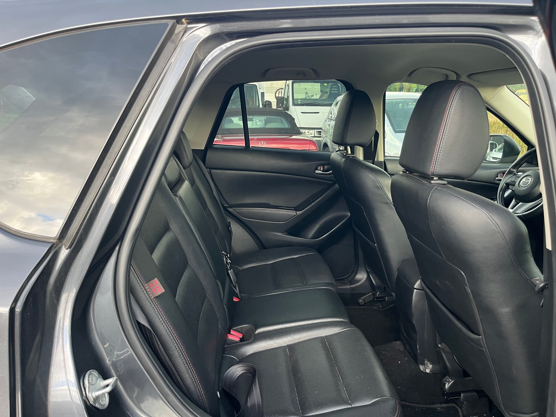 MAZDA CX-5 2.2 D HP Revolution AWD Automatic-image-10