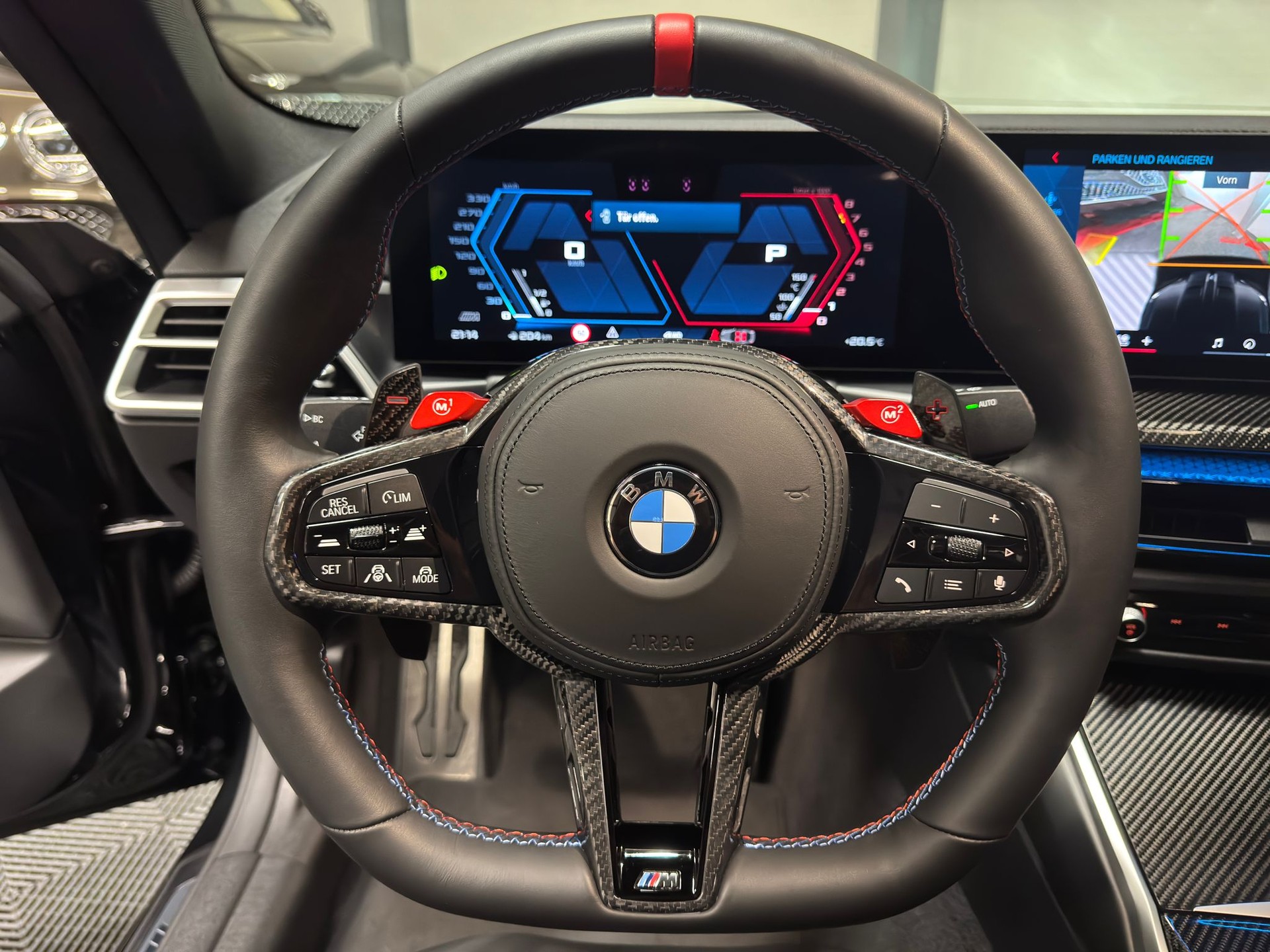 BMW M4 Competition xDrive Coupé LCI-image-12