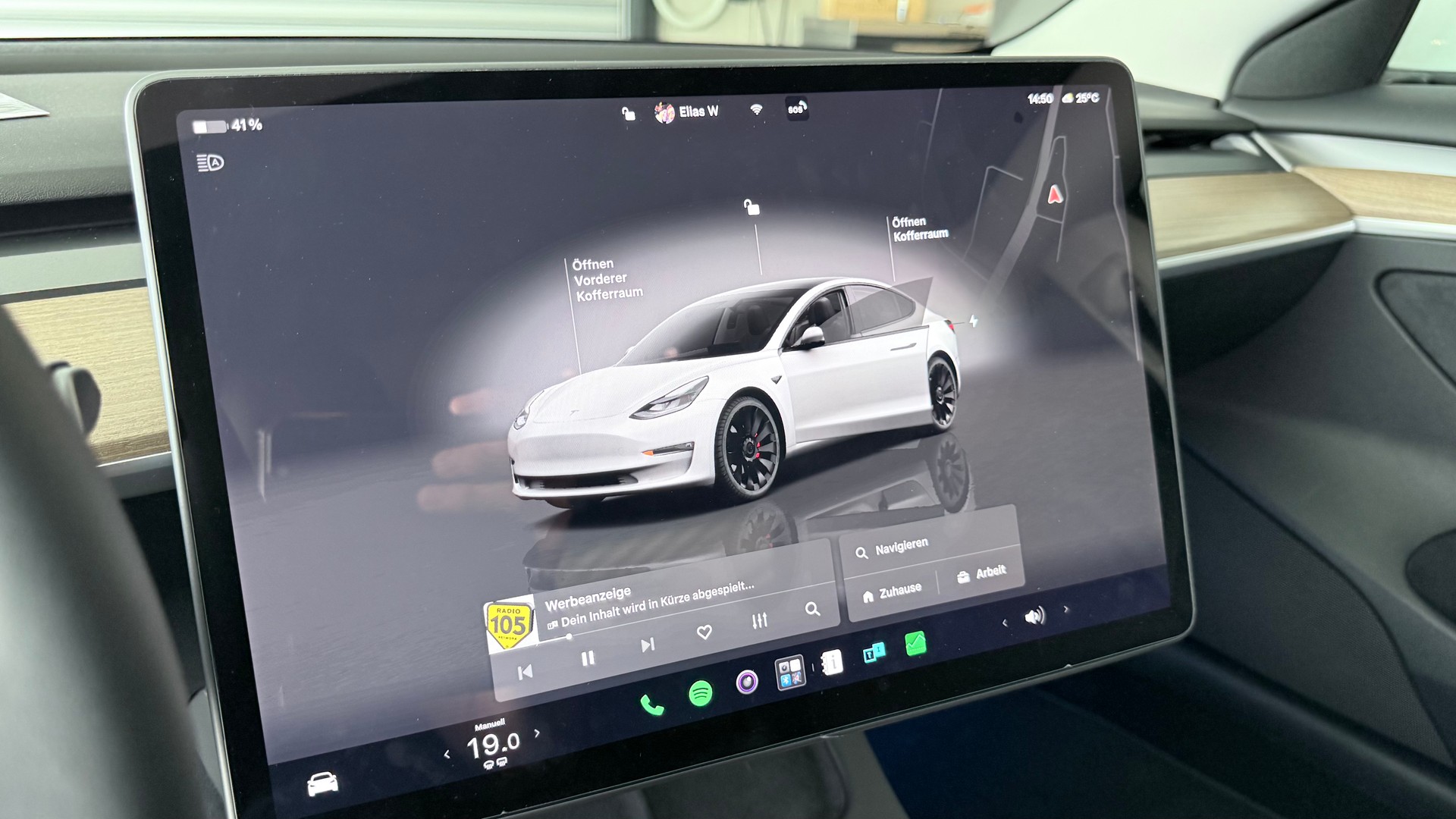 TESLA Model 3 Performance D-image-9