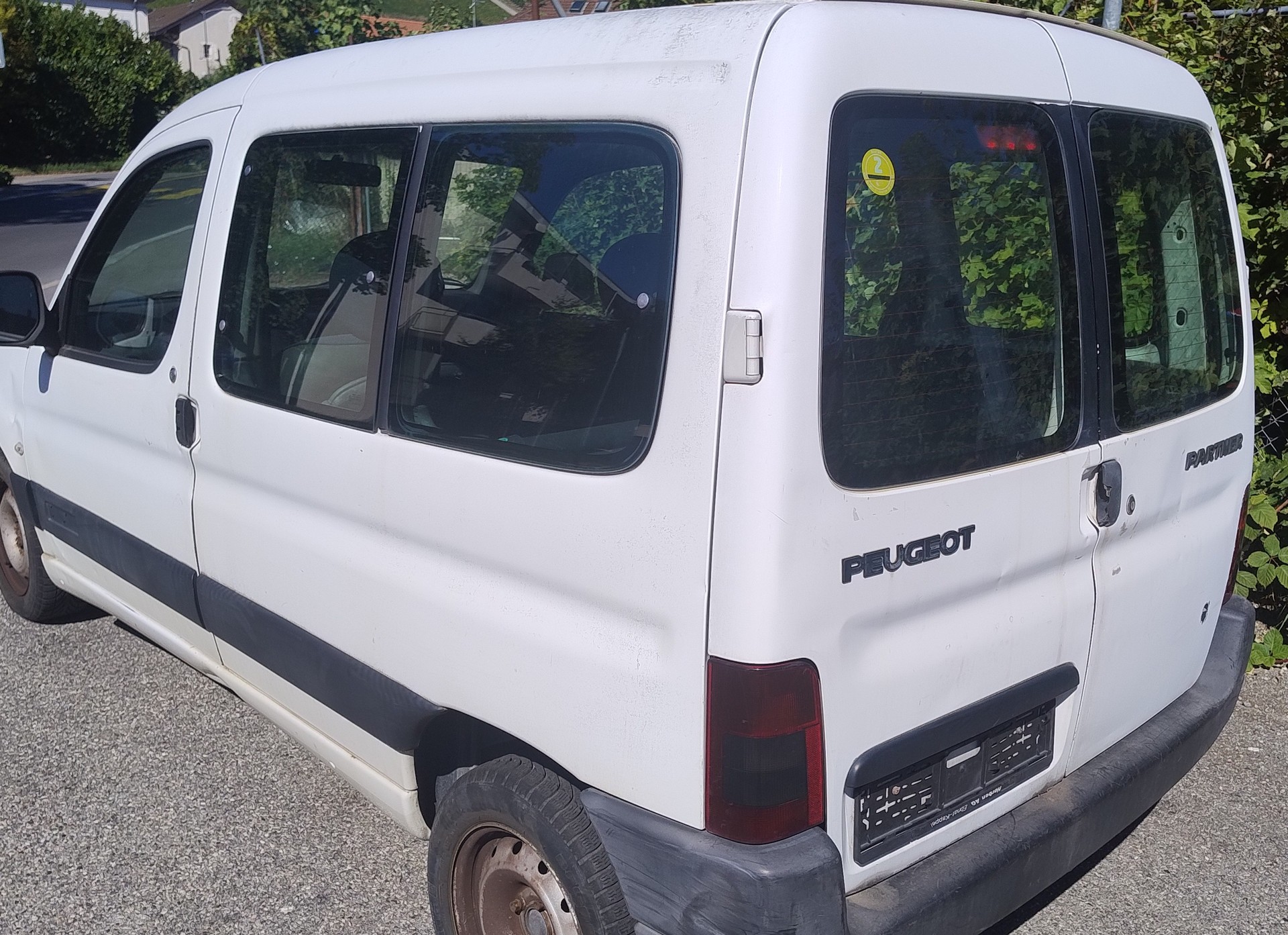 PEUGEOT Partner 1.6 HDI 170C (SPE)-image-2
