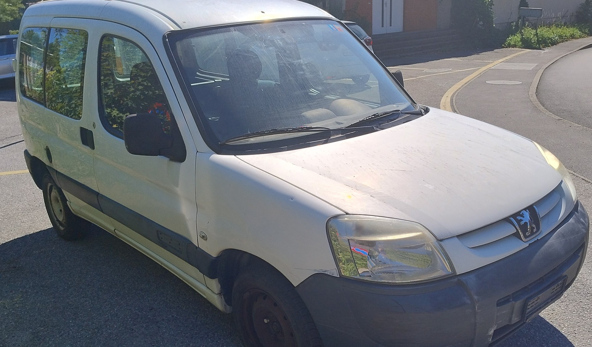 PEUGEOT Partner 1.6 HDI 170C (SPE)-image-0