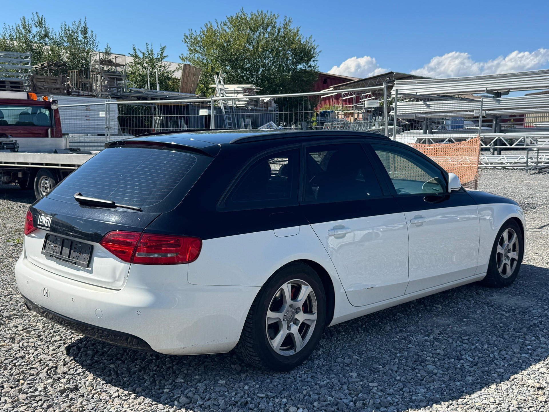 AUDI A4 Avant 1.8 TFSI-image-2