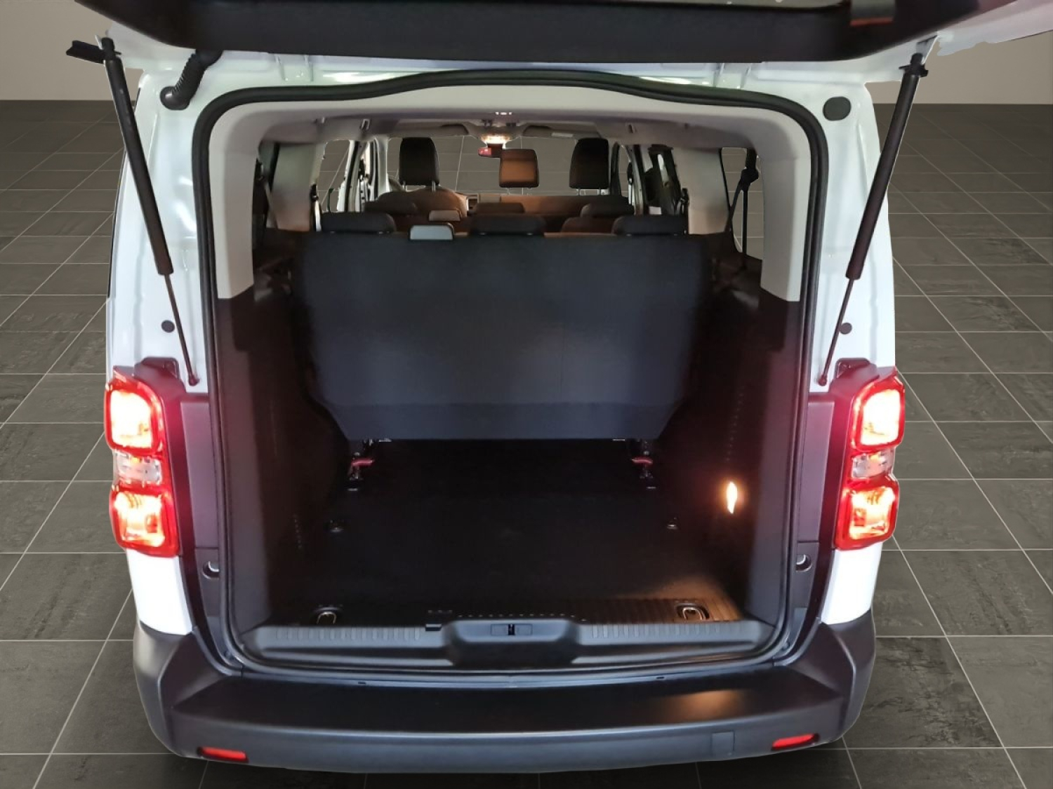 OPEL Vivaro Kombi 2.9 t L 2.0 CDTI 144 Essentia S/S-image-8