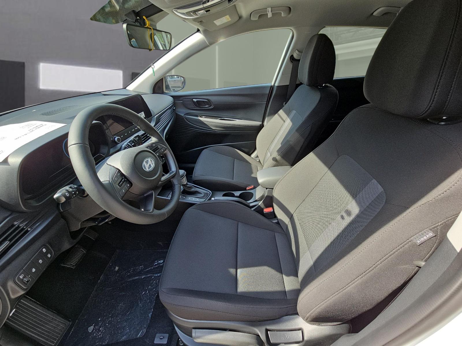 HYUNDAI i20 1.0 T-GDi Amplia Go-image-9
