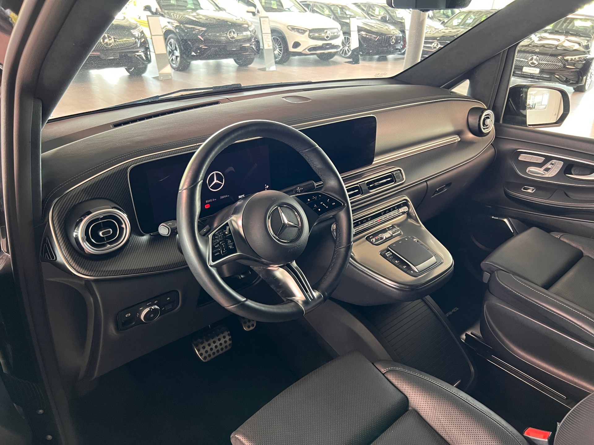 MERCEDES-BENZ V 300 d lang Exclusive 4Matic 9G-Tronic-image-8
