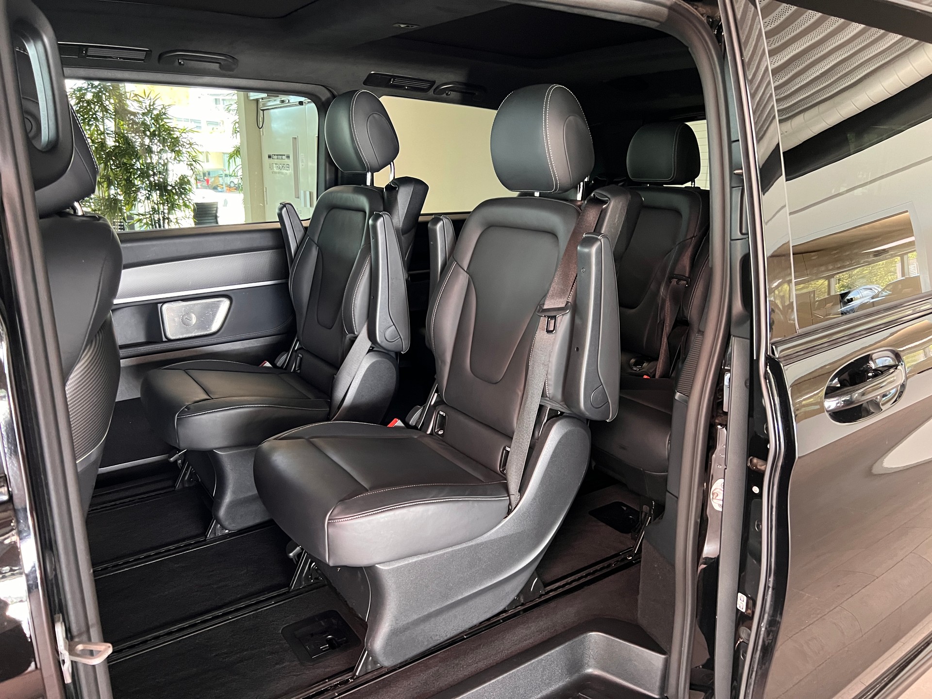 MERCEDES-BENZ V 300 d lang Exclusive 4Matic 9G-Tronic-image-7