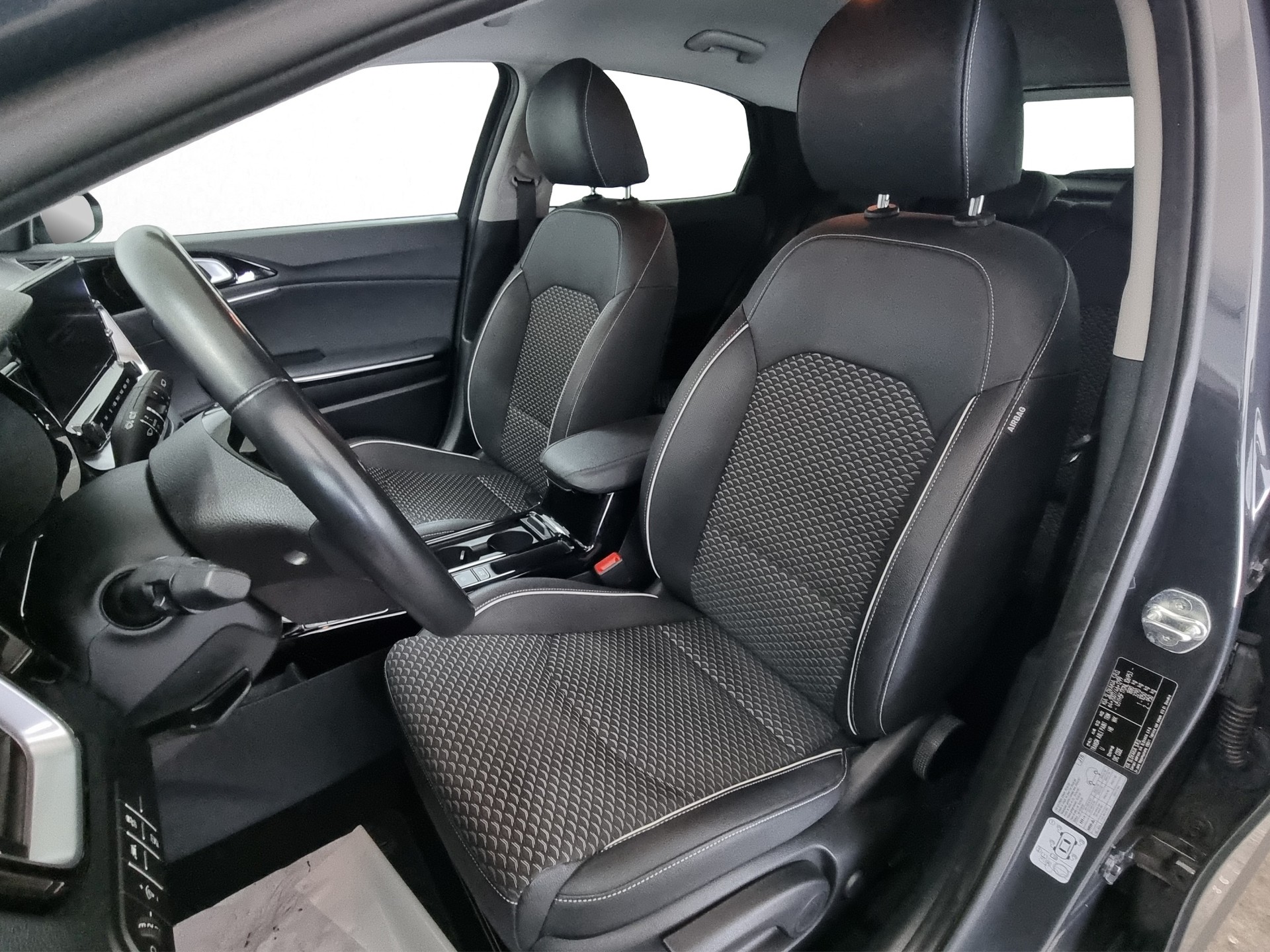 KIA XCeed 1.6 T-GDi Style-image-5