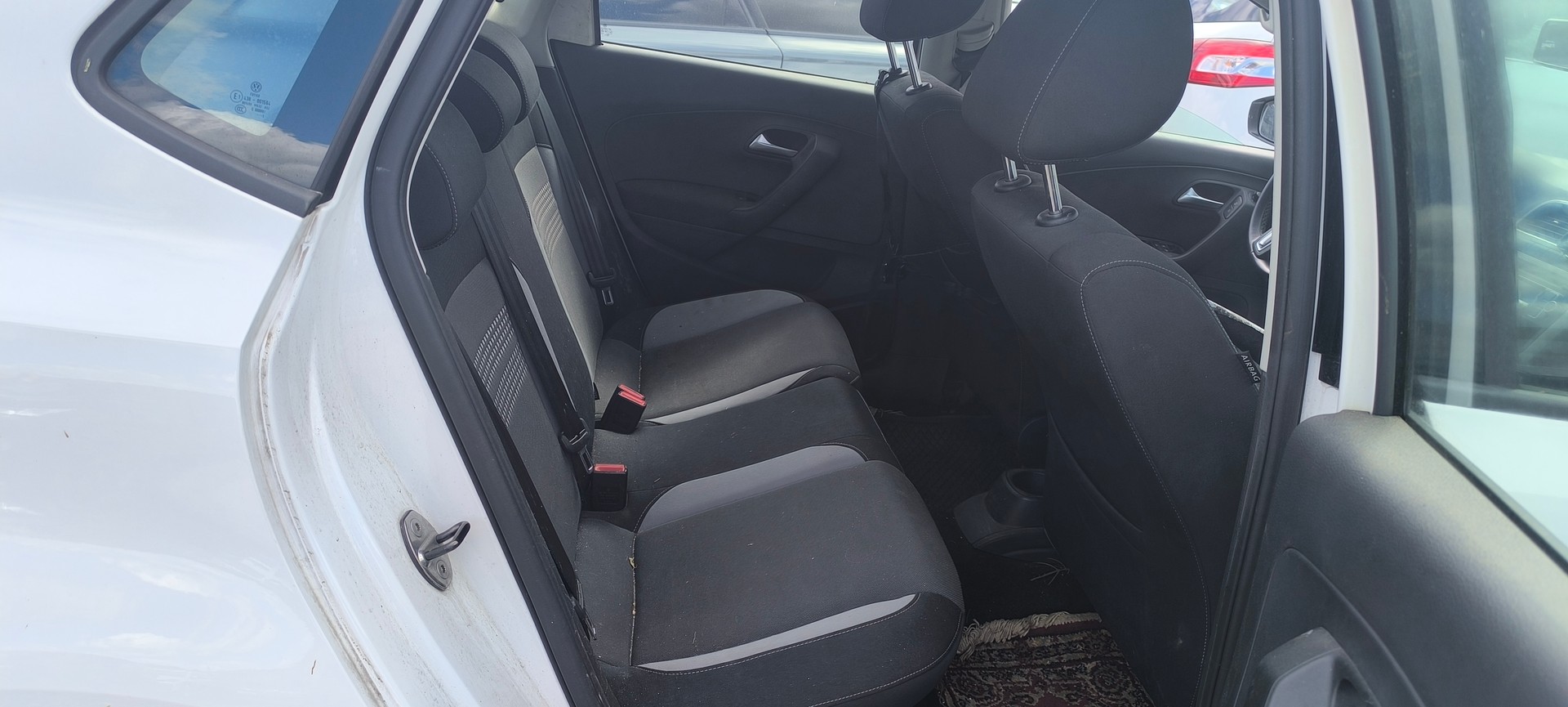 VW Polo 1.2 12V Trendline-image-14