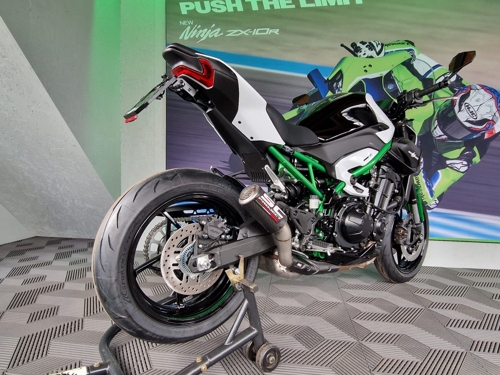 KAWASAKI Z 900 (35kW) MY 2027-image-5