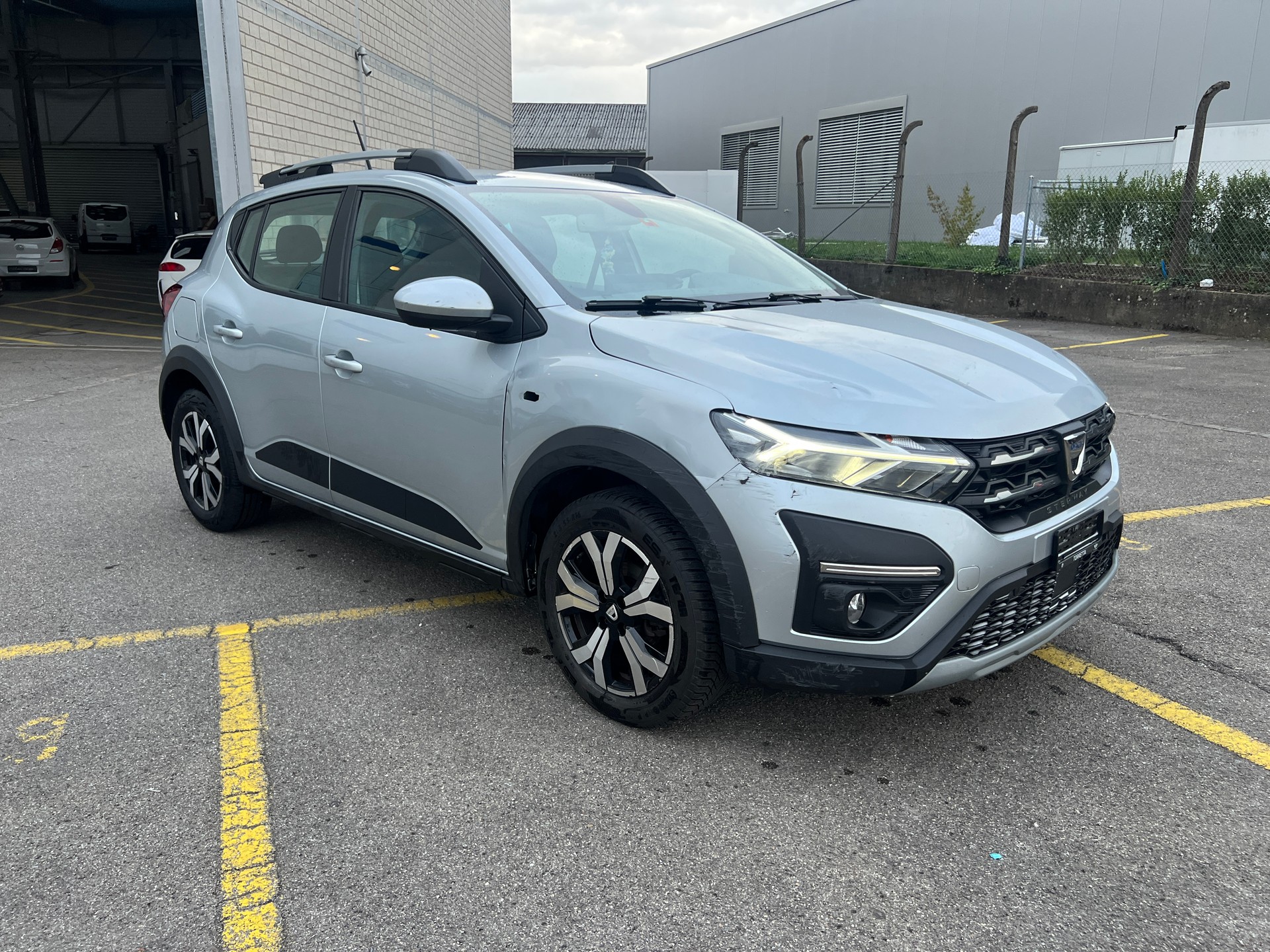DACIA Sandero Stepway TCe 90 Comfort-image-2