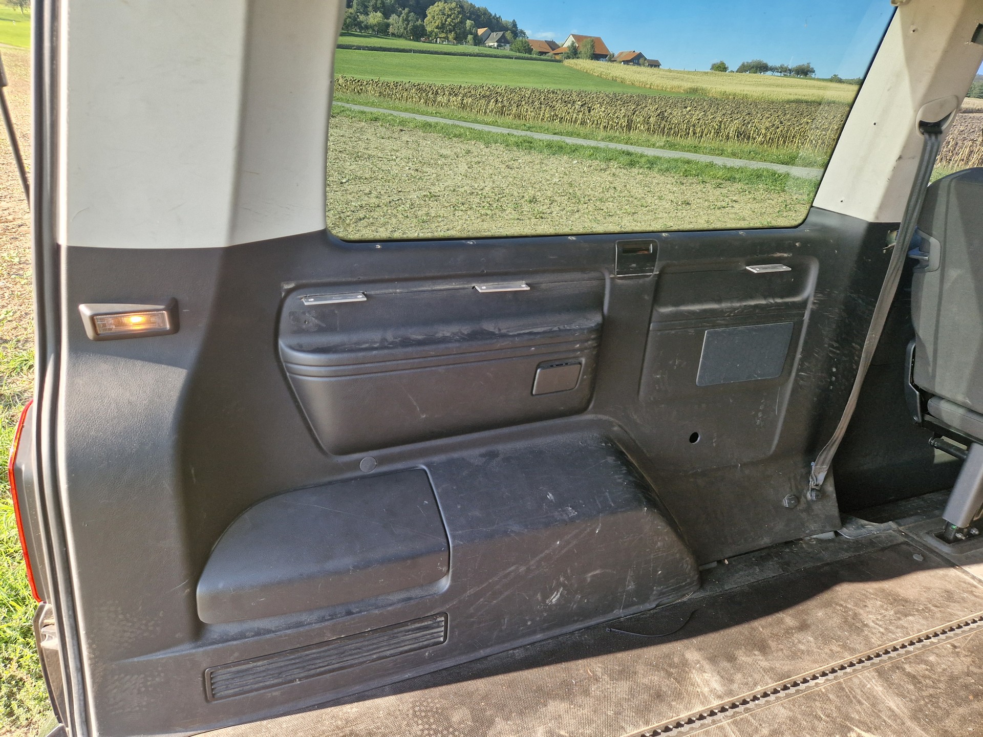 VW T6 Caravelle 2.0 Bi-TDI Trendline 4Motion DSG LWB-image-10